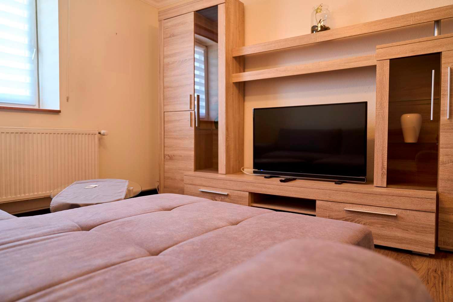 Three-Bedroom Apartment photo 2