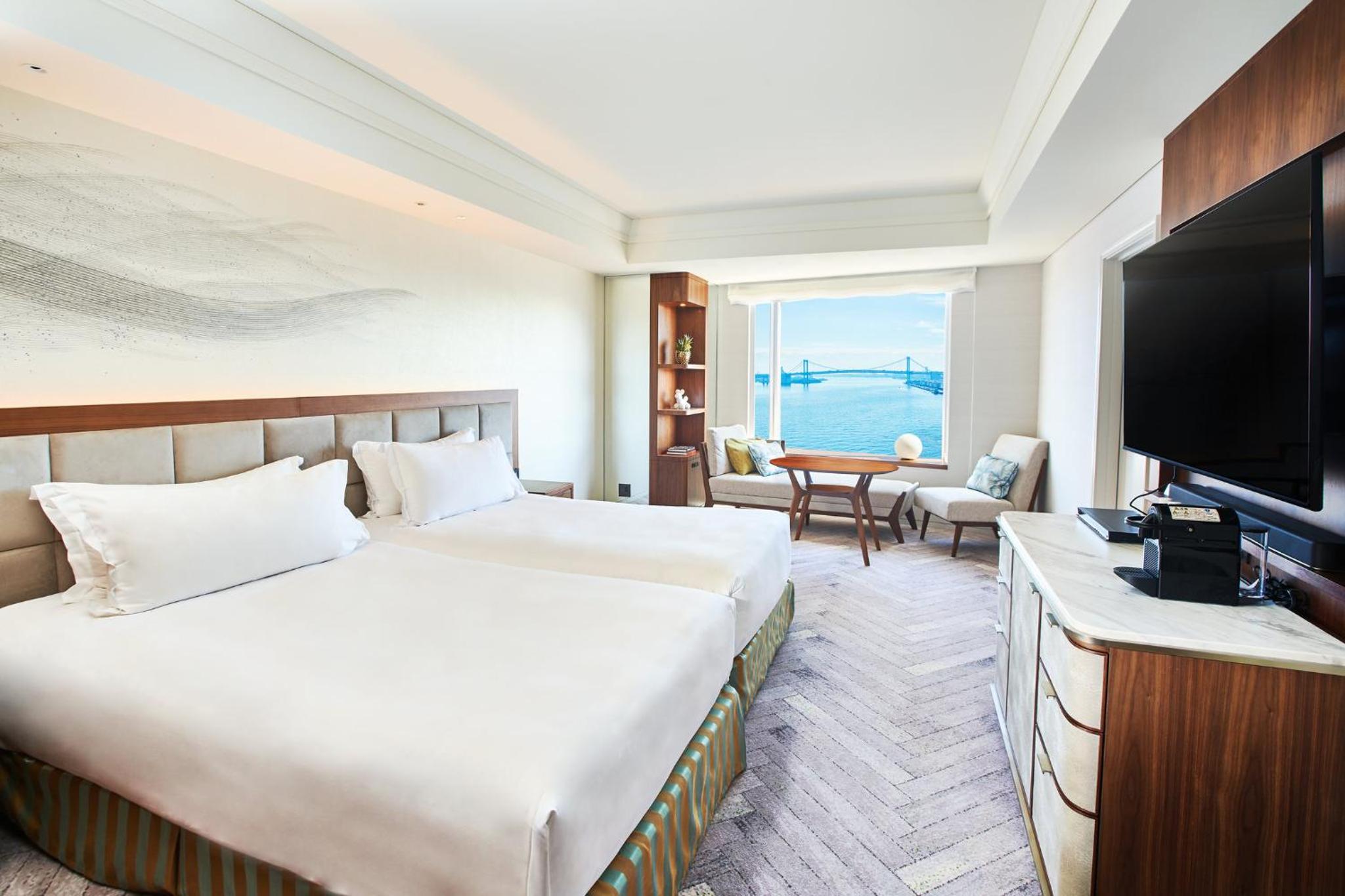 Premium Twin Room with Bay View - Japanese Lounge Access