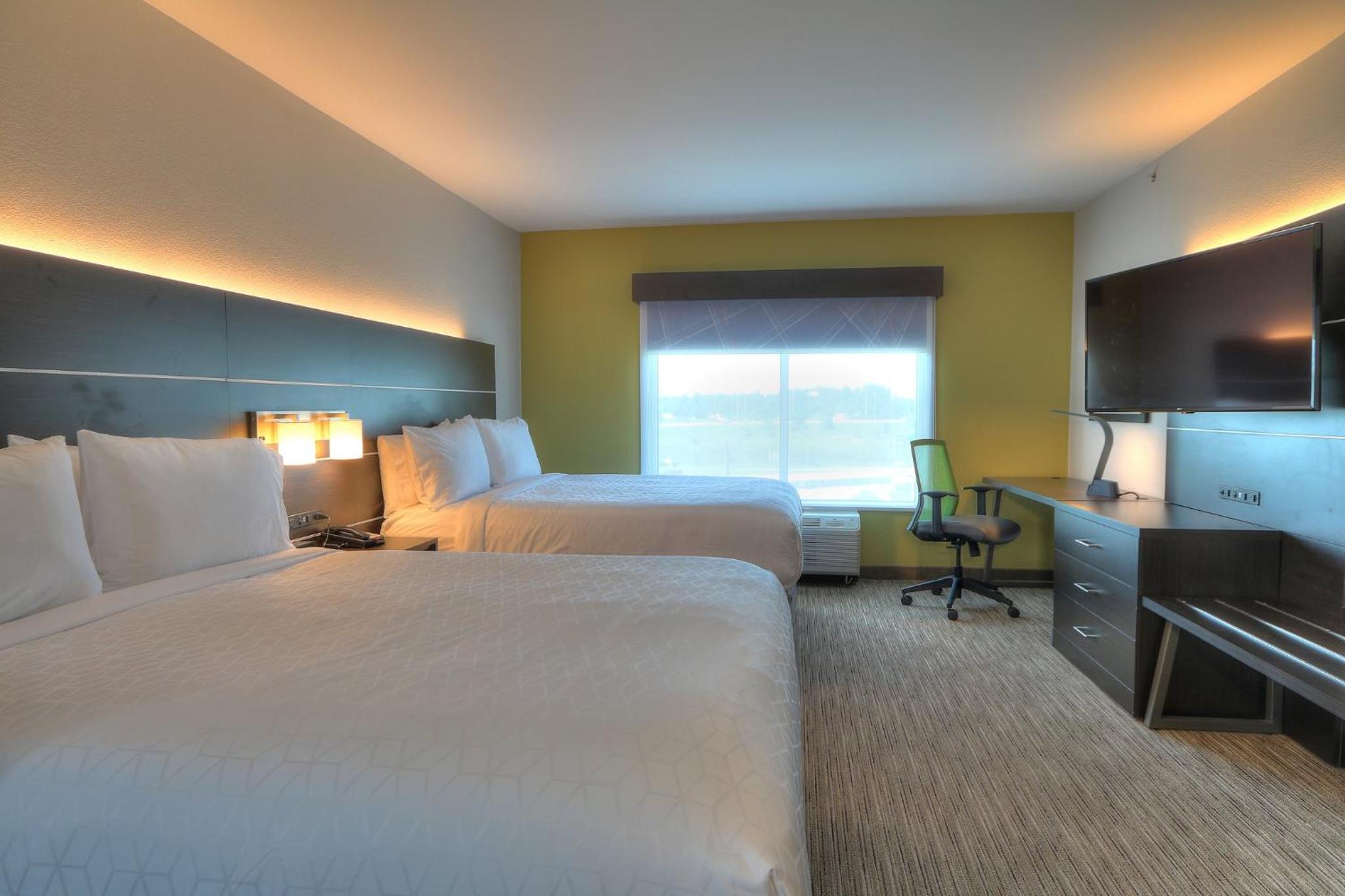 Suite with Two Queen Beds