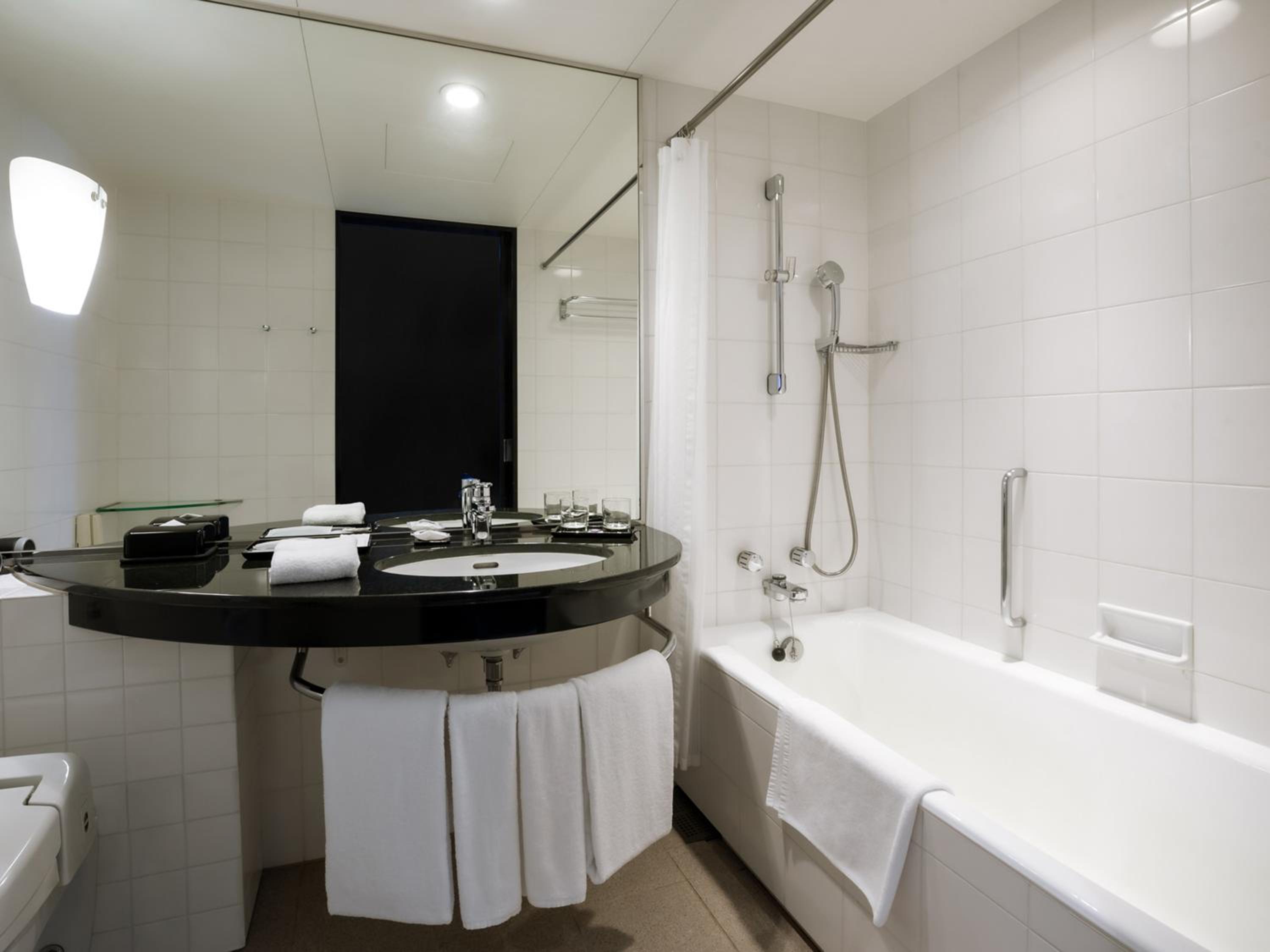 Standard Twin Room - Non-Smoking — the supplier's photographs — photo 2