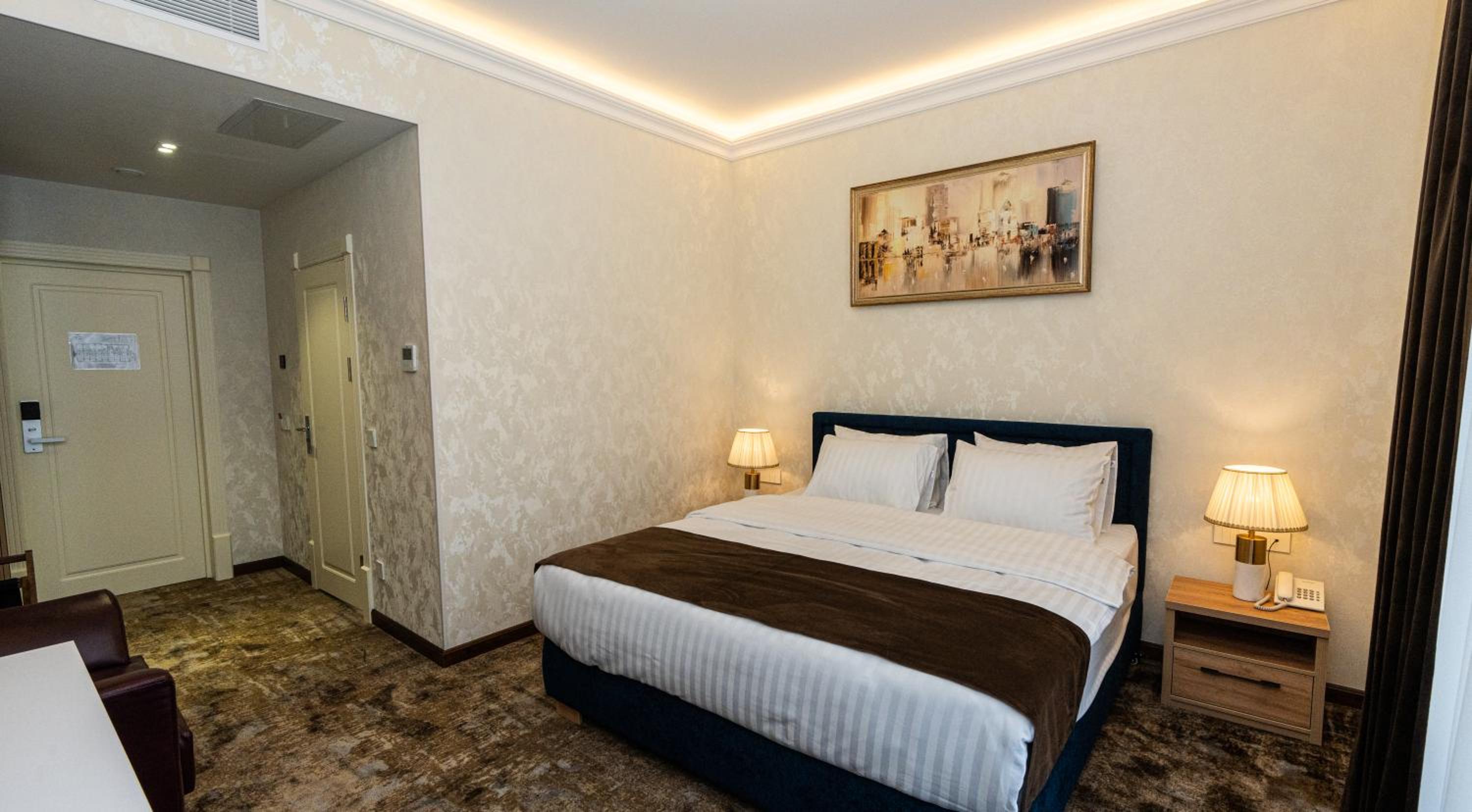 Standard Double Room - Photo 1