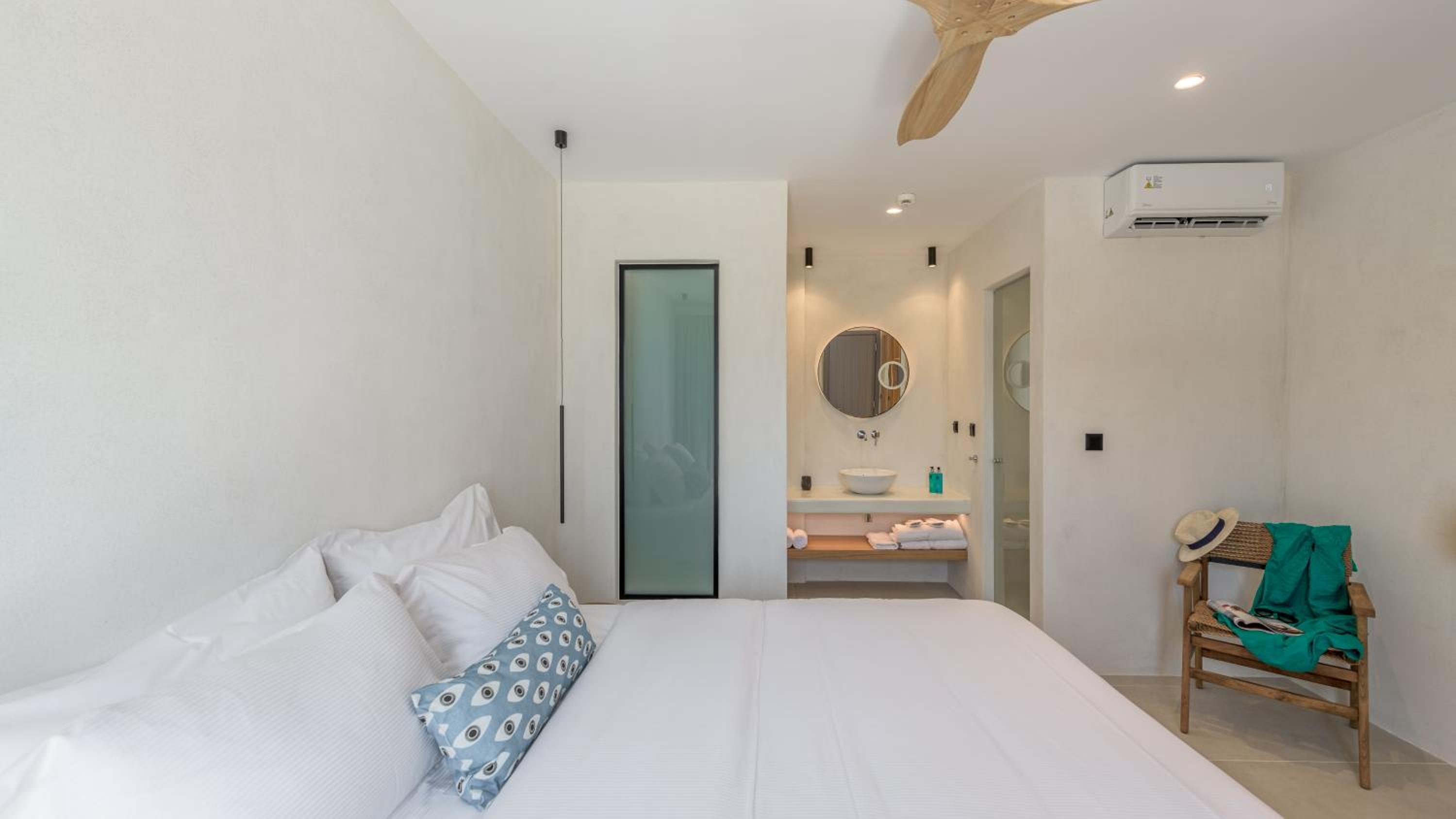 Deluxe Double Room photo 3