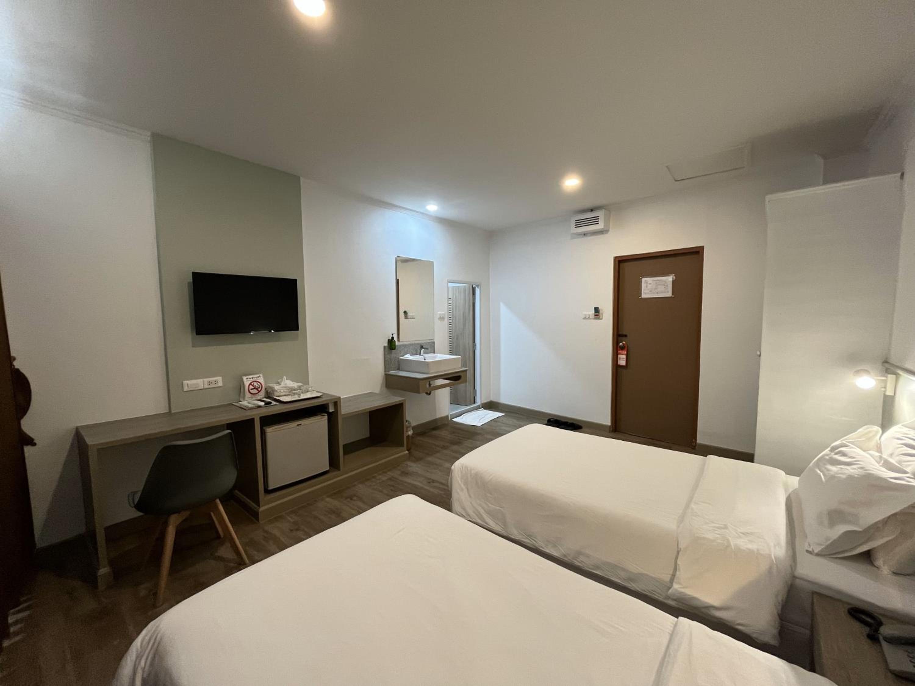 Standard Twin Room photo 1