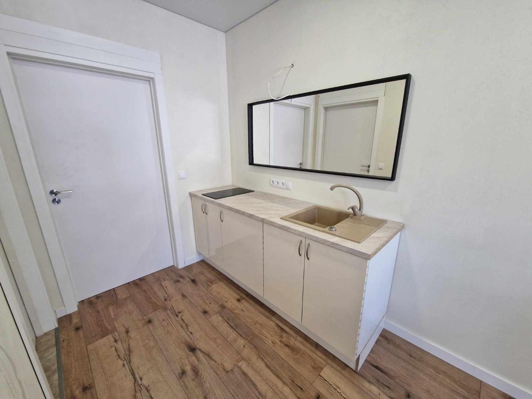 Apartment with Terrace photo 2