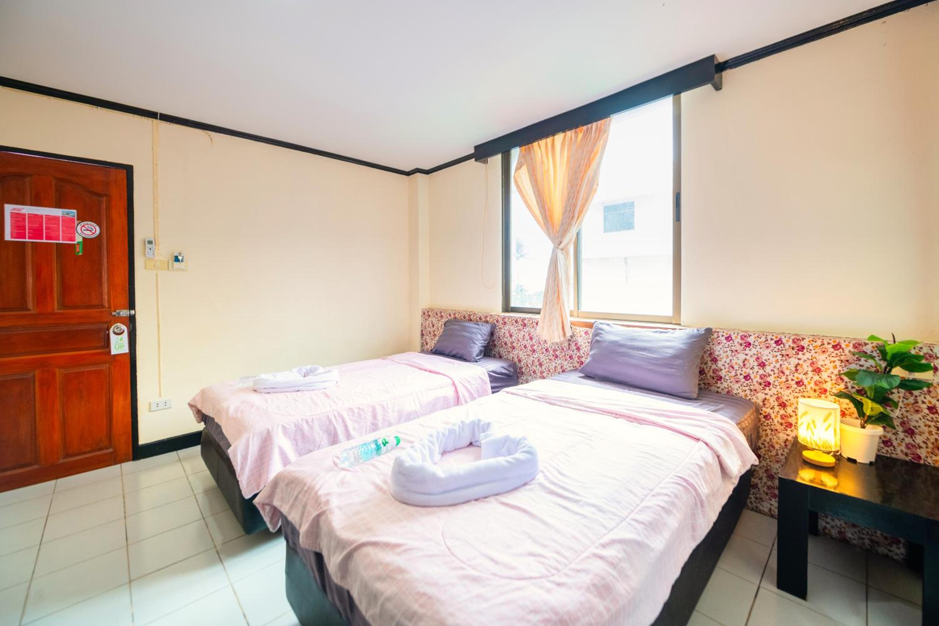 Standard Double Room photo 3