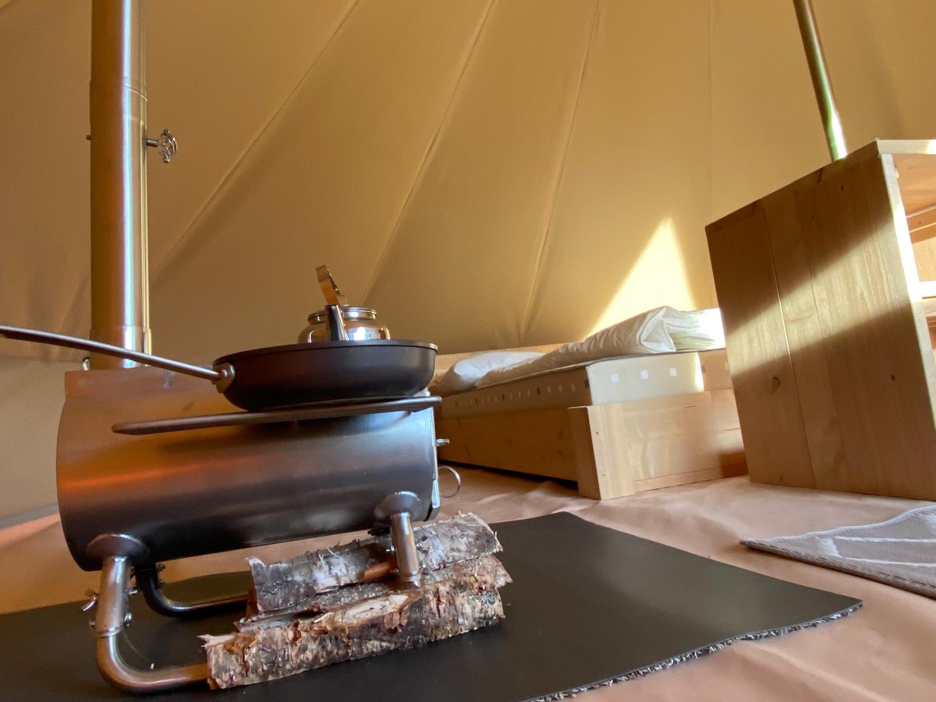 Tent - Photo 3
