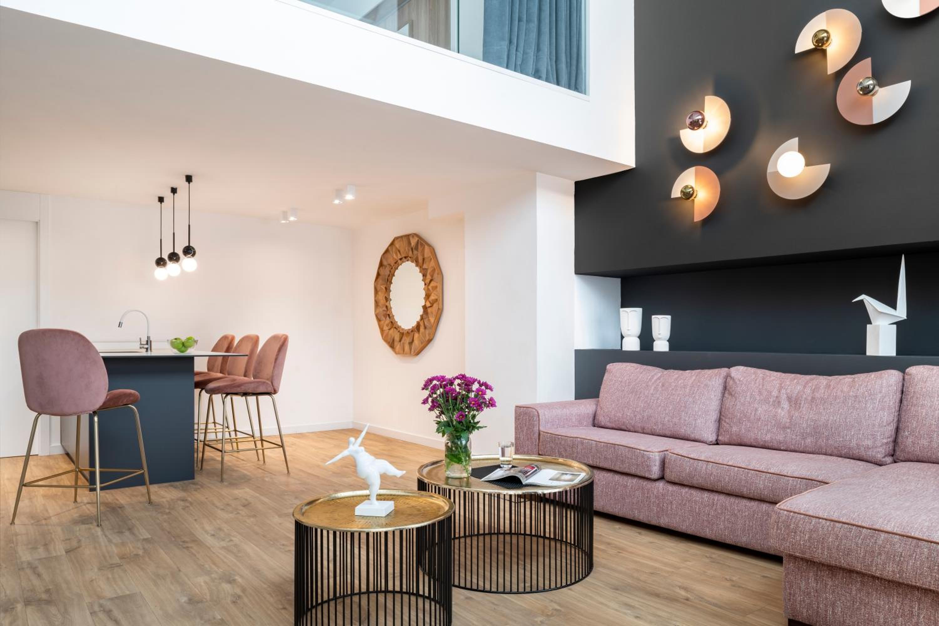 Loft Deluxe - Photo 3