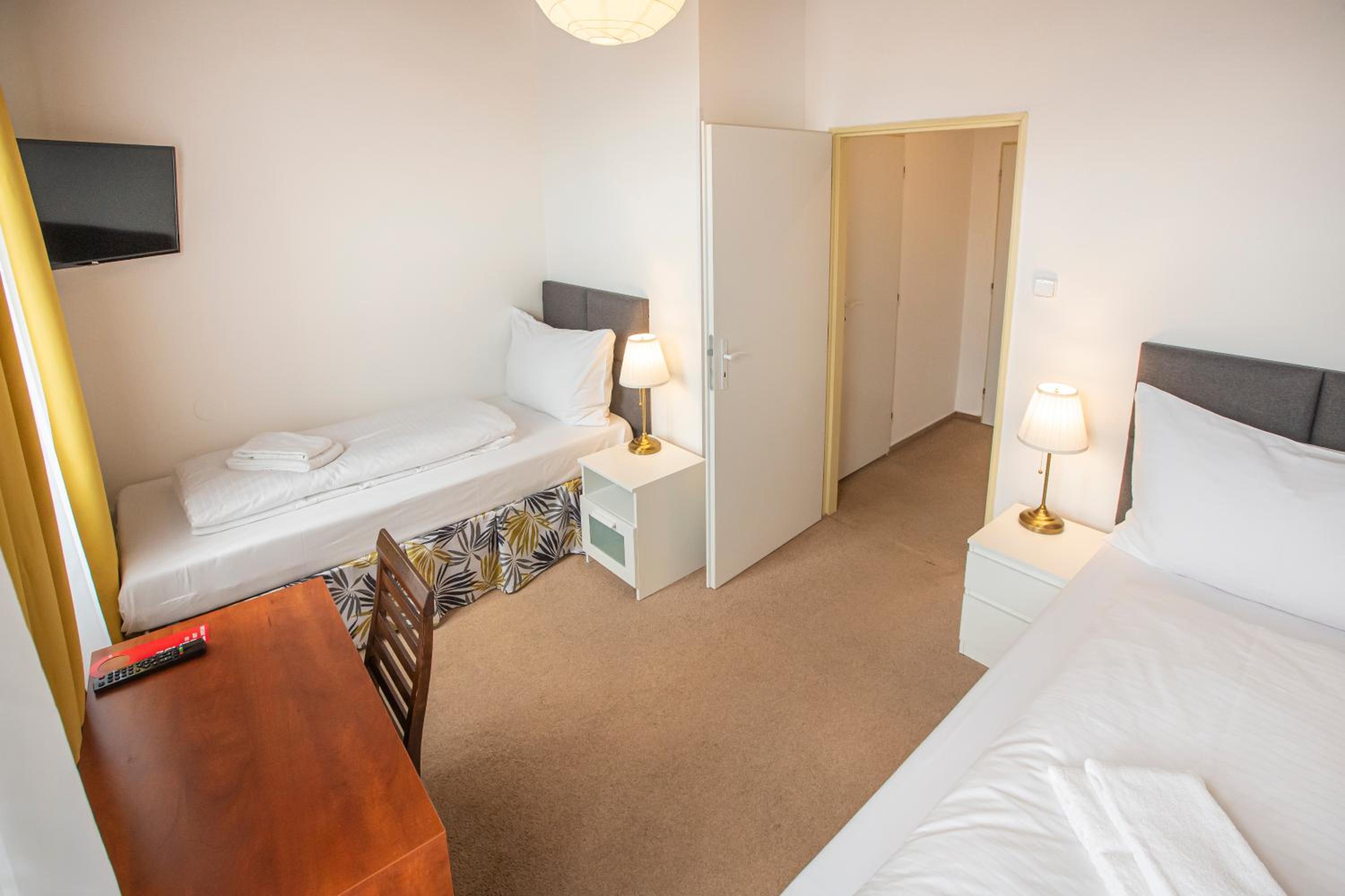 Twin Room photo 1