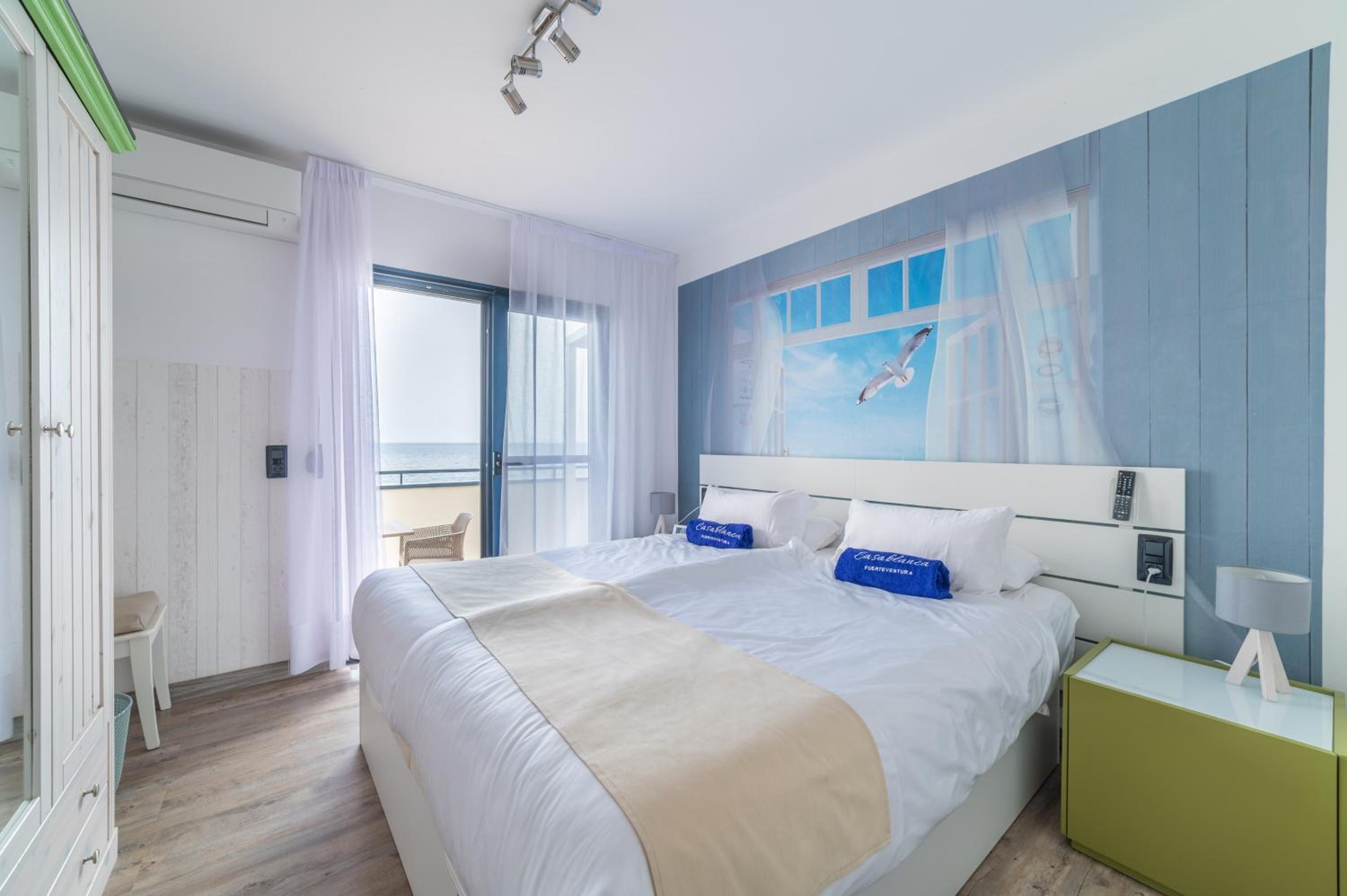Superior Suite with Sea View photo 2