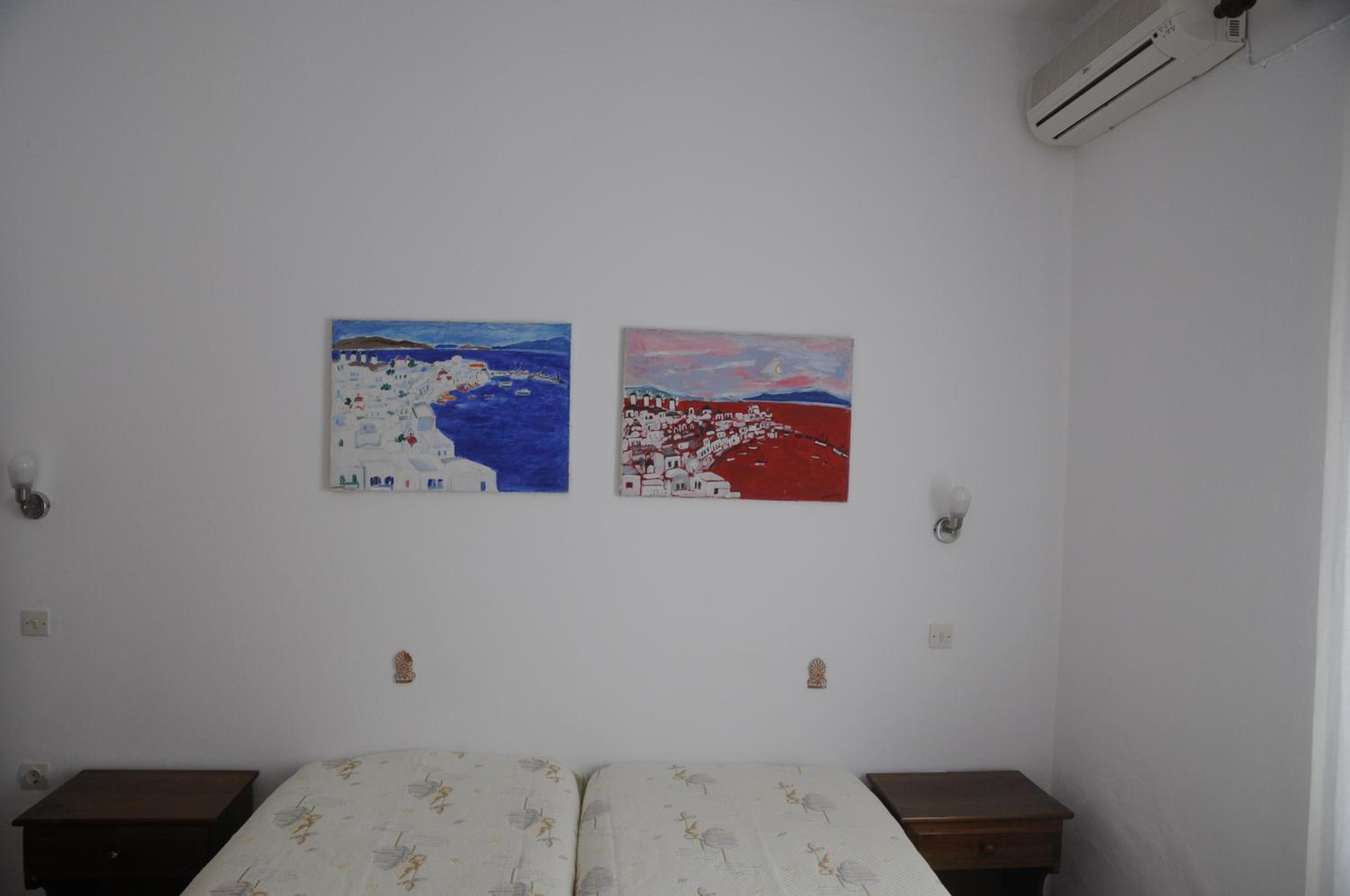 Standard Twin Room photo 2