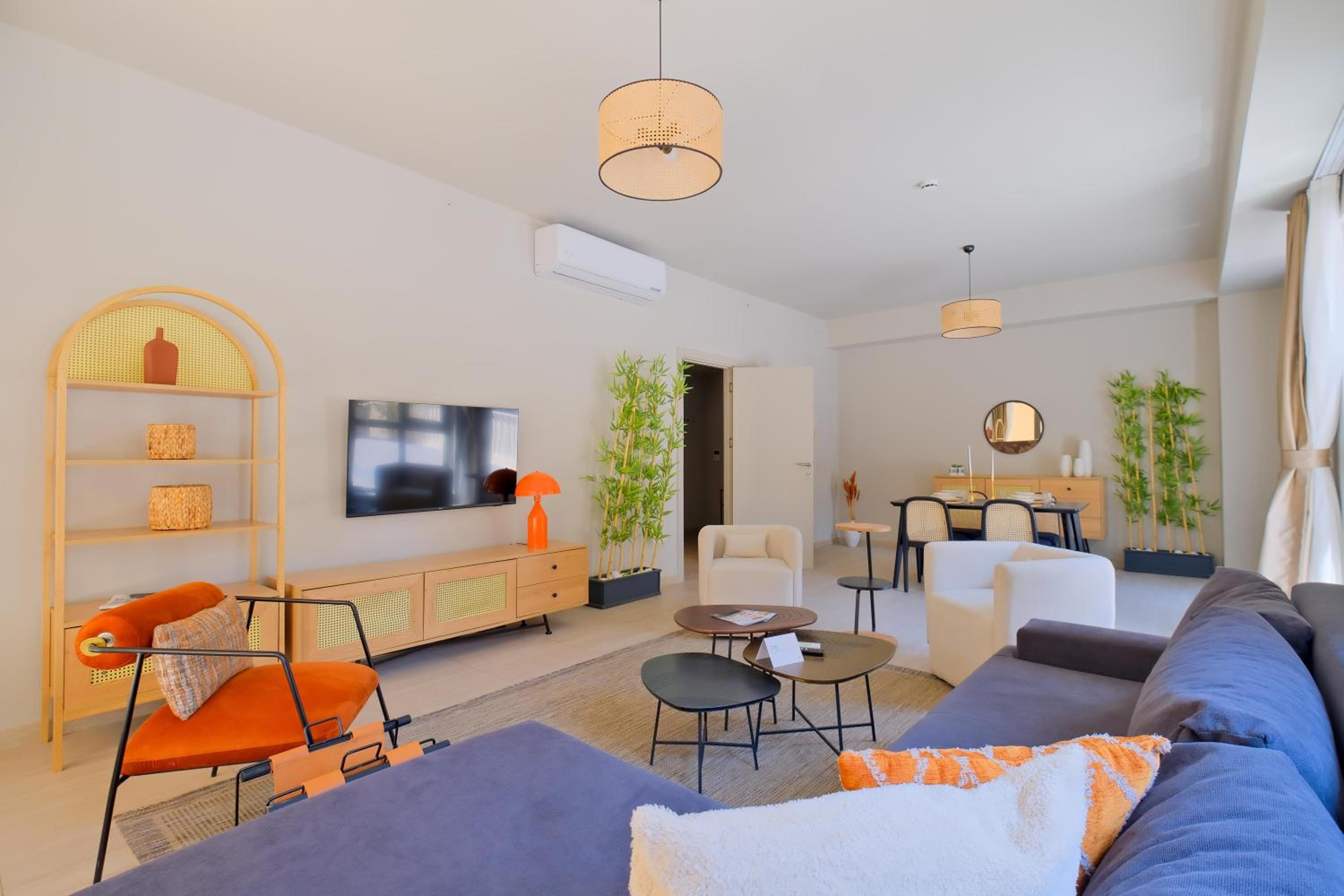 Deluxe 3+1 Apartment with Terrace - Photo 11