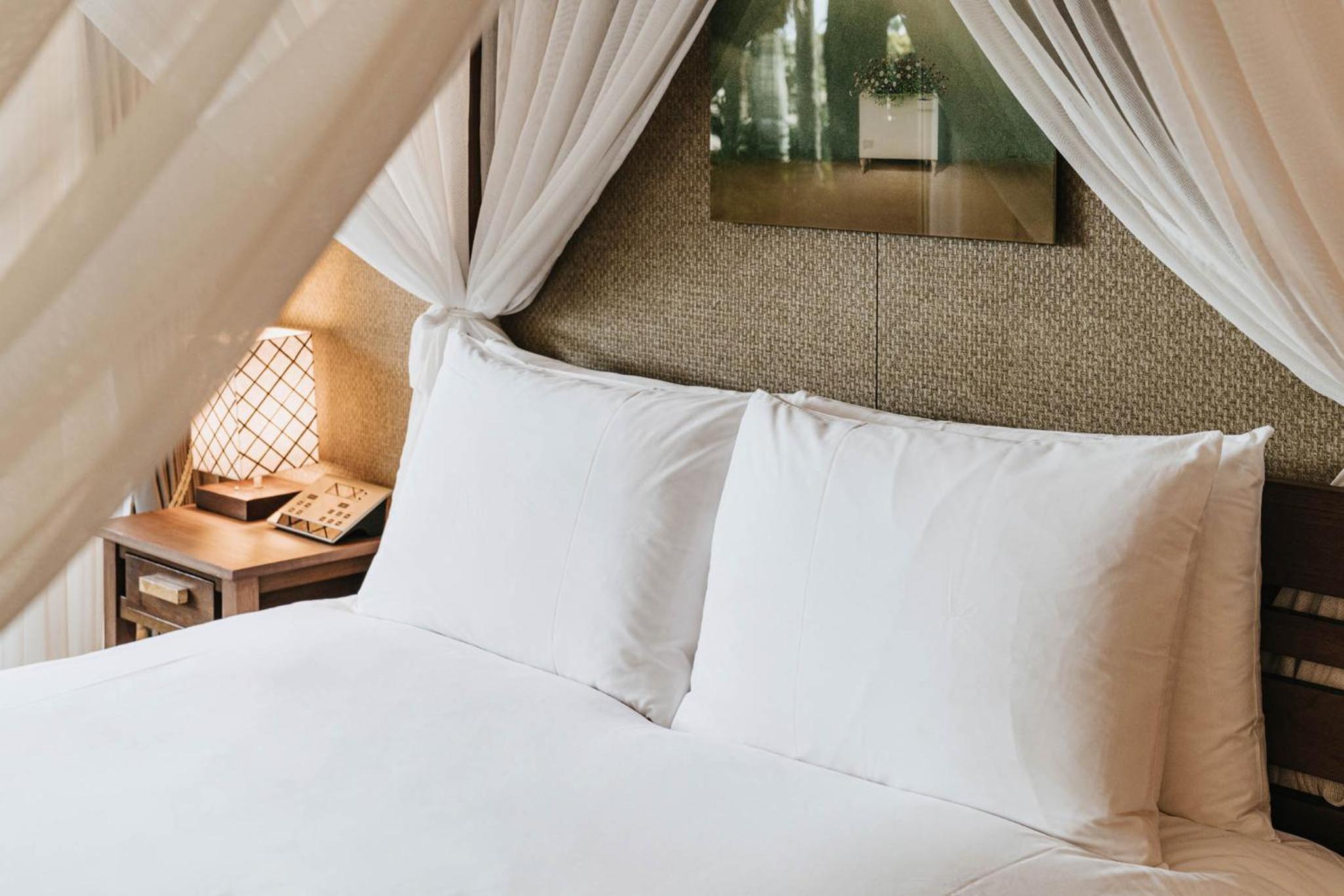 [Lounge PKG] Suite with Terrace - Romantic Canopy Suite