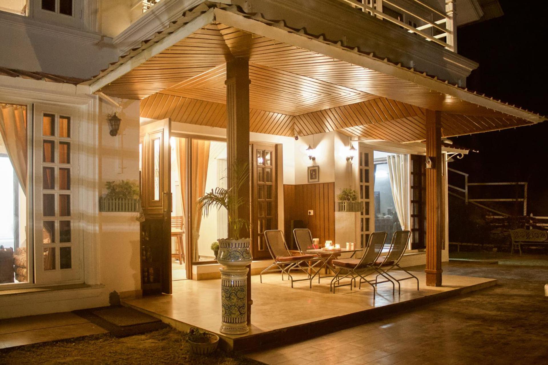 Three-Bedroom Villa photo 2