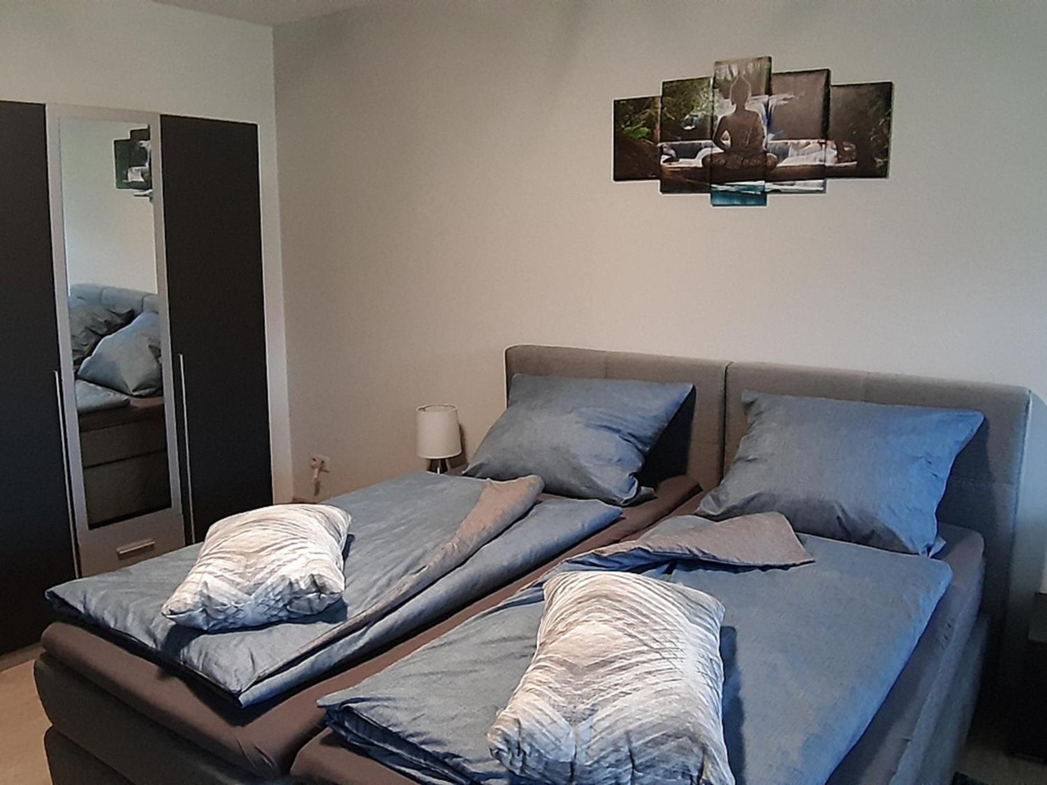 Apartment photo 2