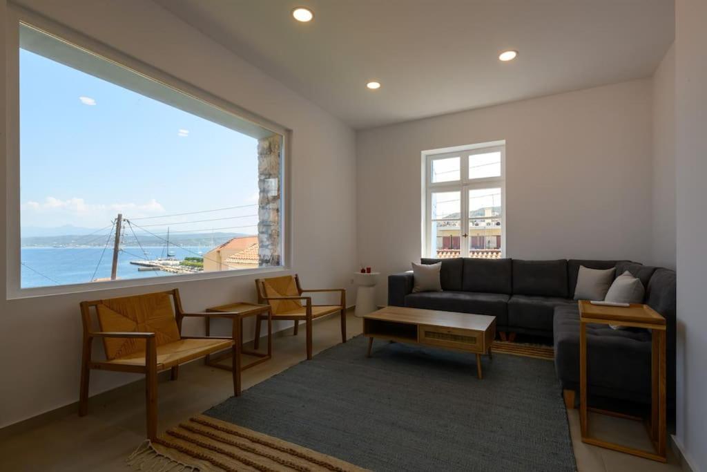 Apartment with Sea View photo 3