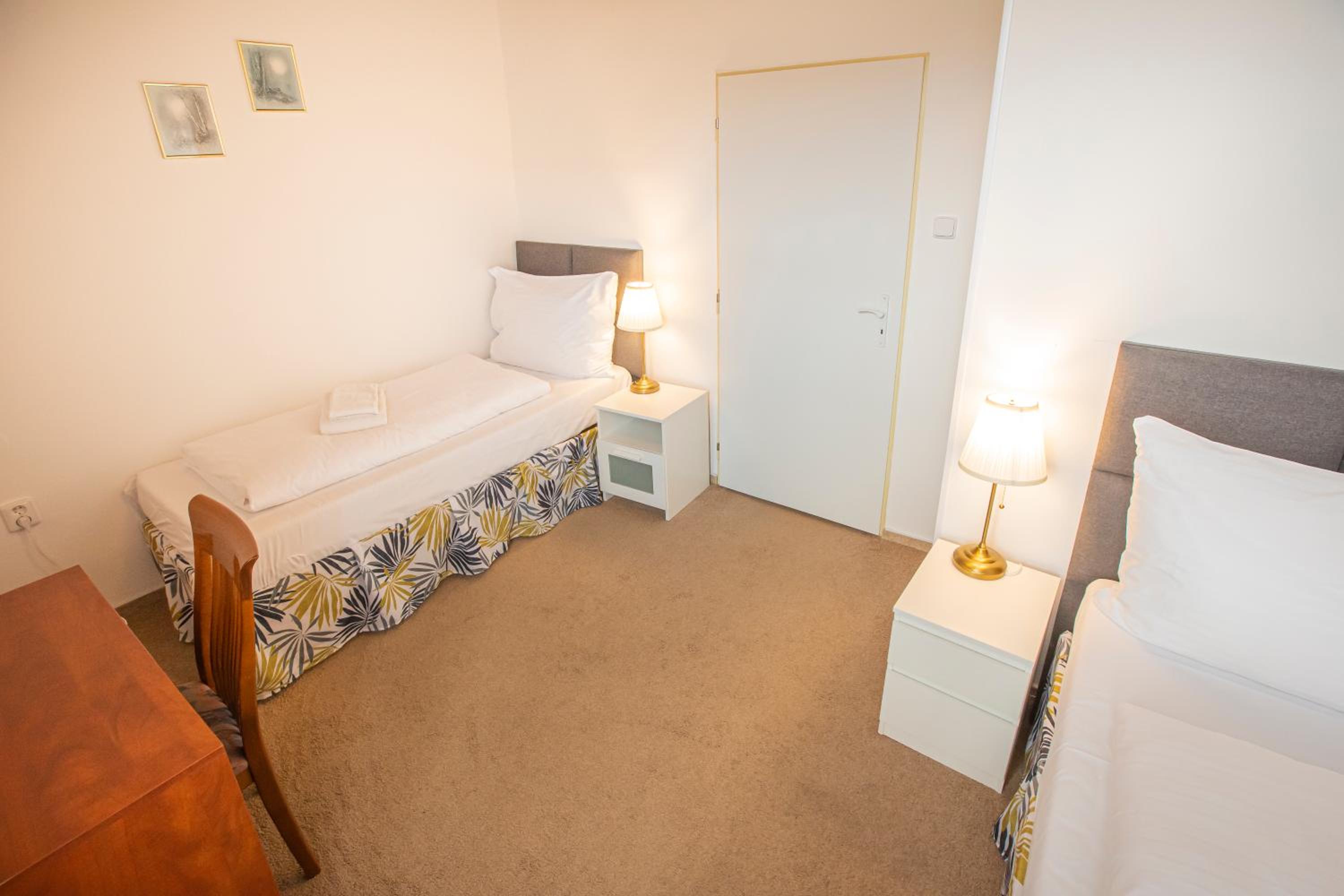 Twin Room photo 2