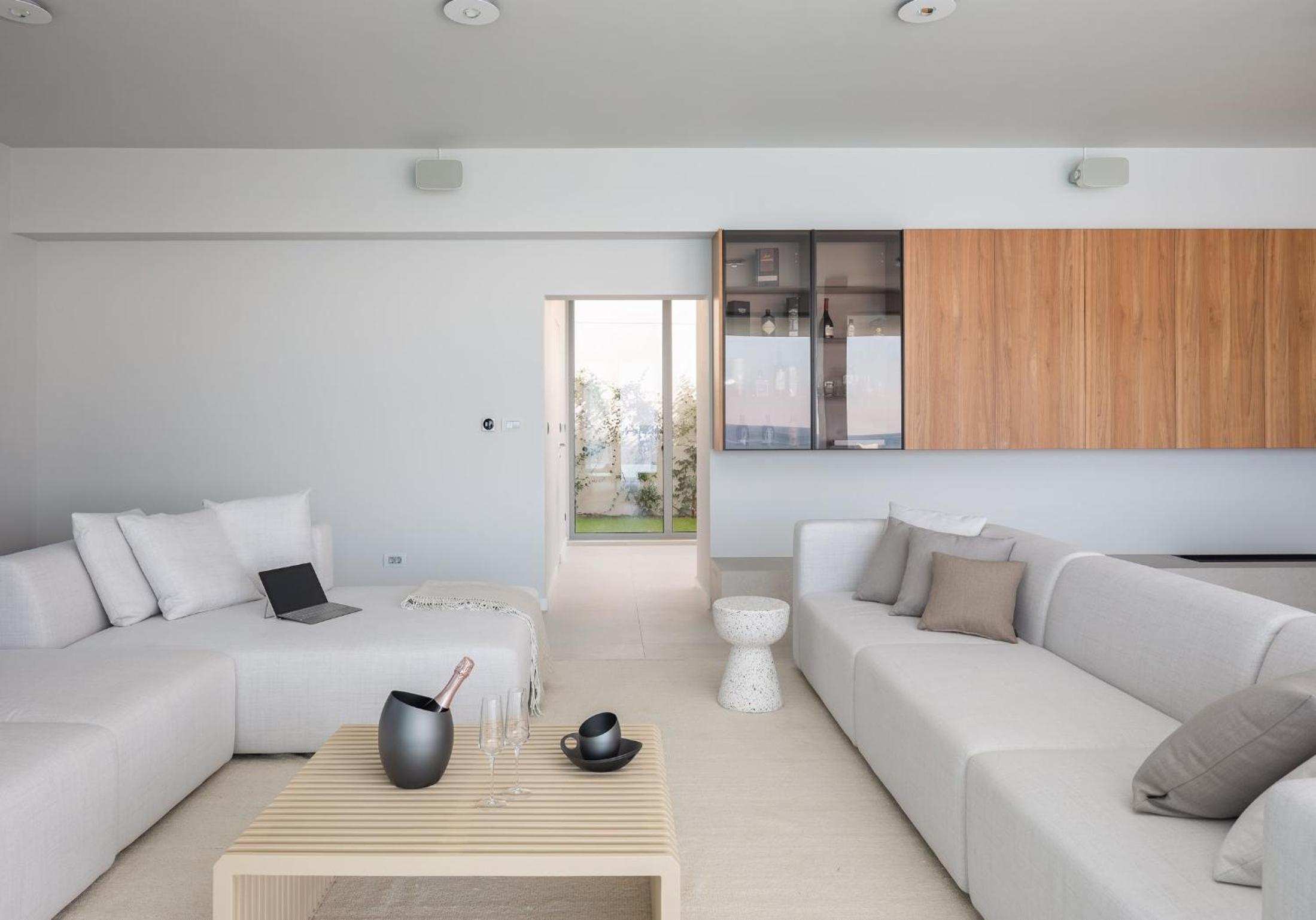 Five-Bedroom Villa