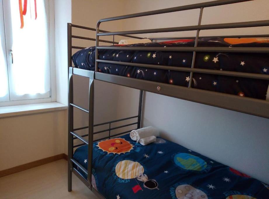 Three-Bedroom Apartment photo 1