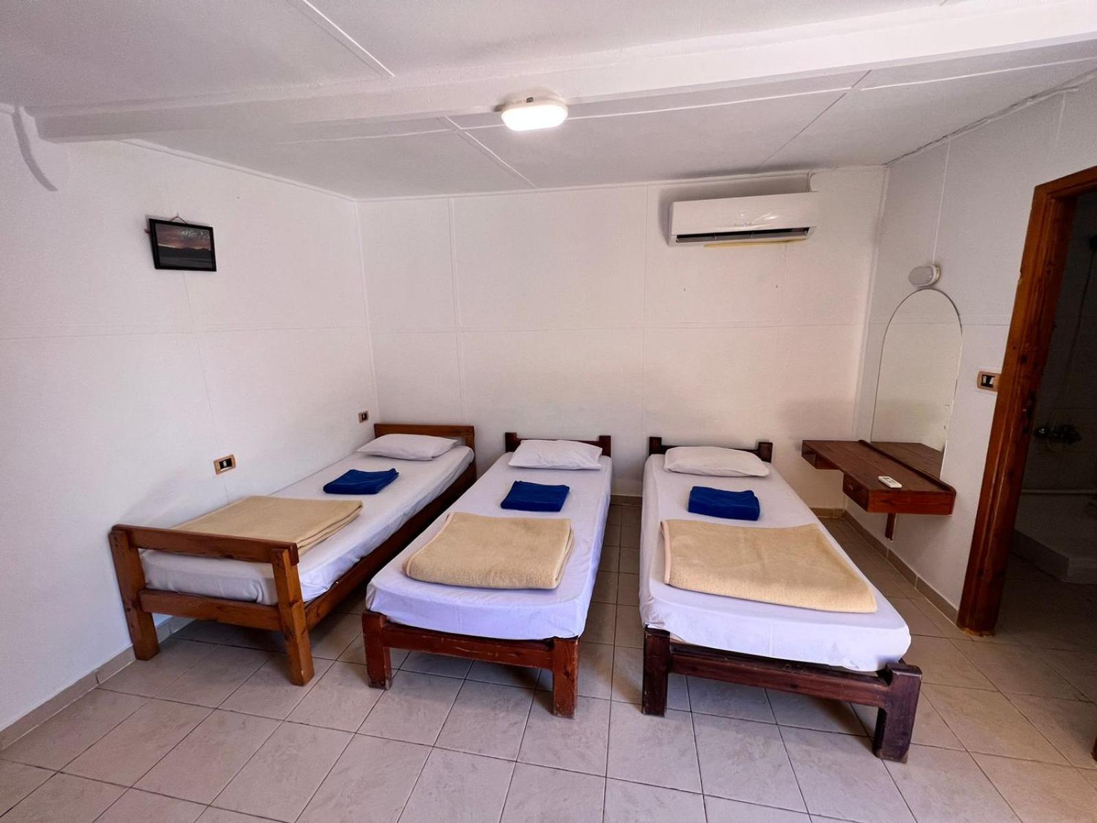 Triple Room with Bathroom photo 3