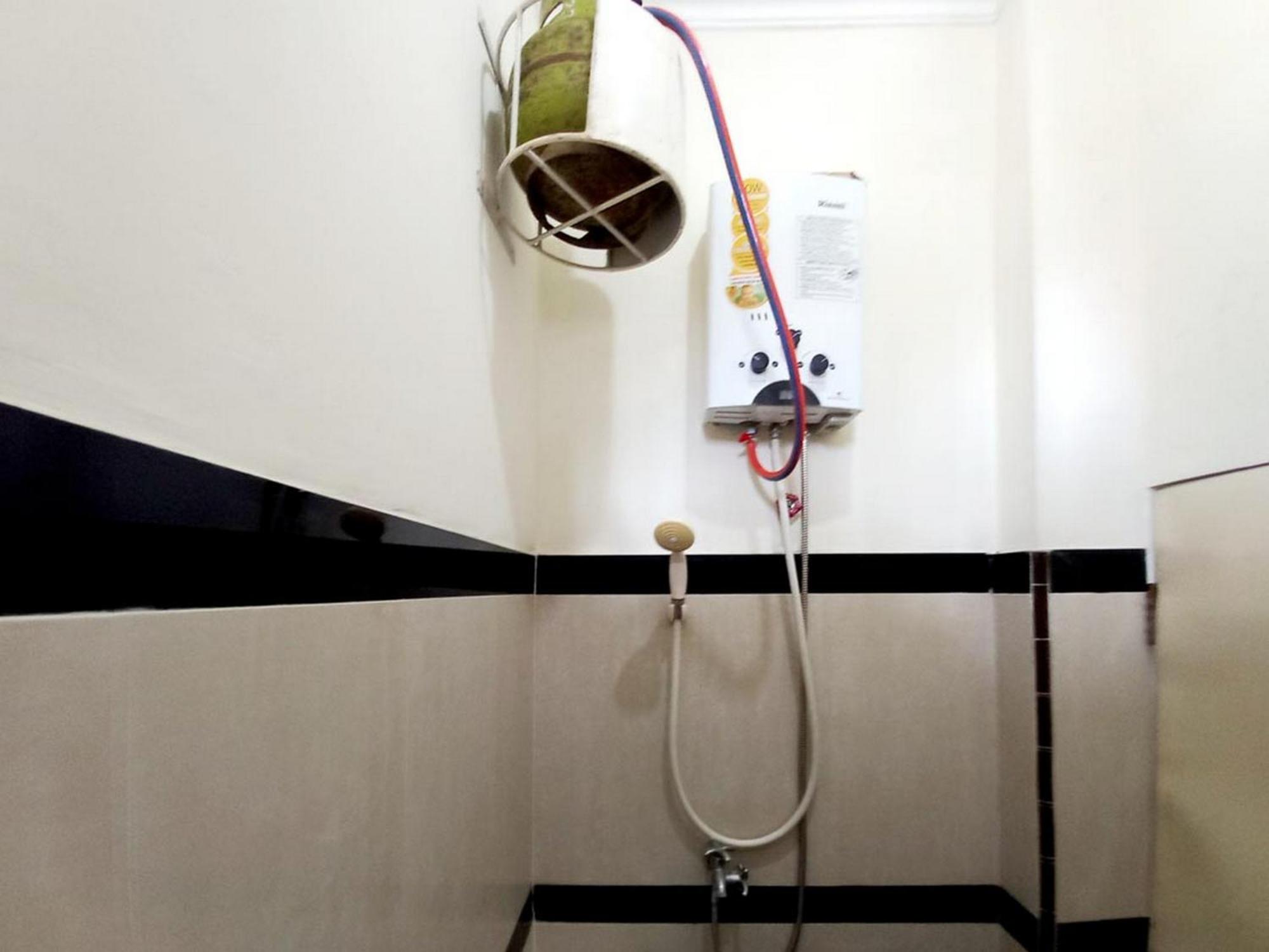 Single Room photo 2
