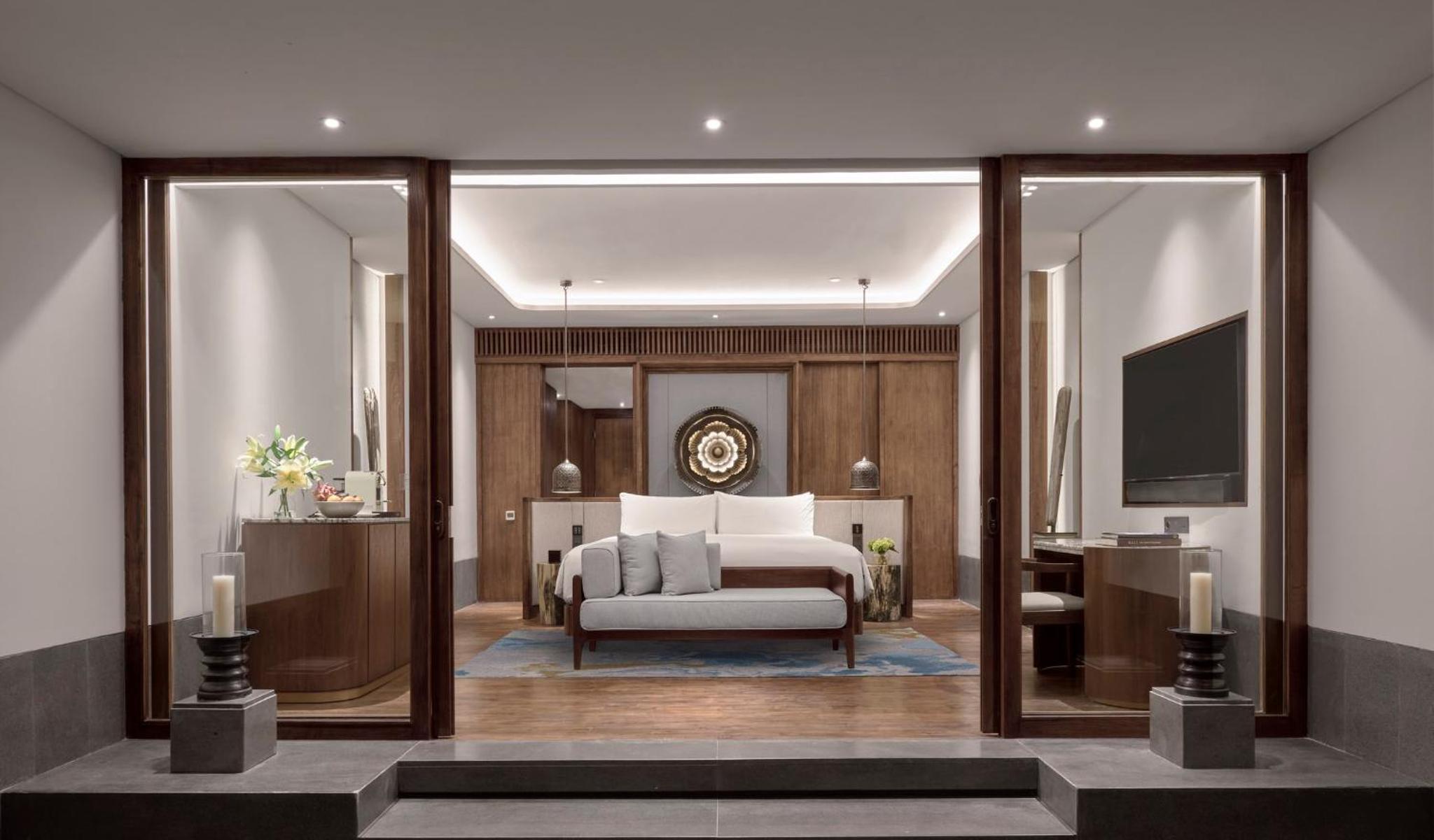 Junior King Suite with Ocean View