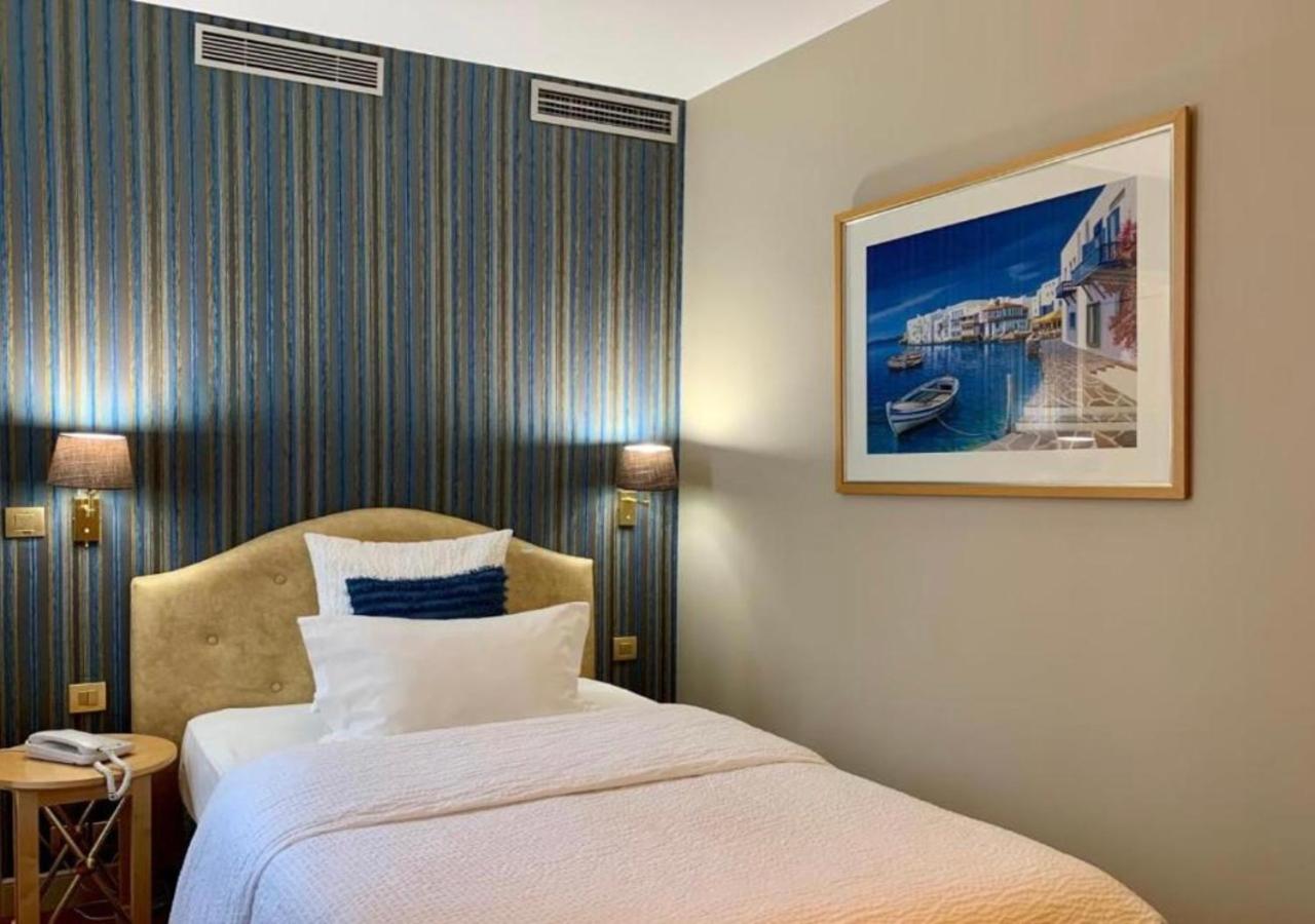 Single Room