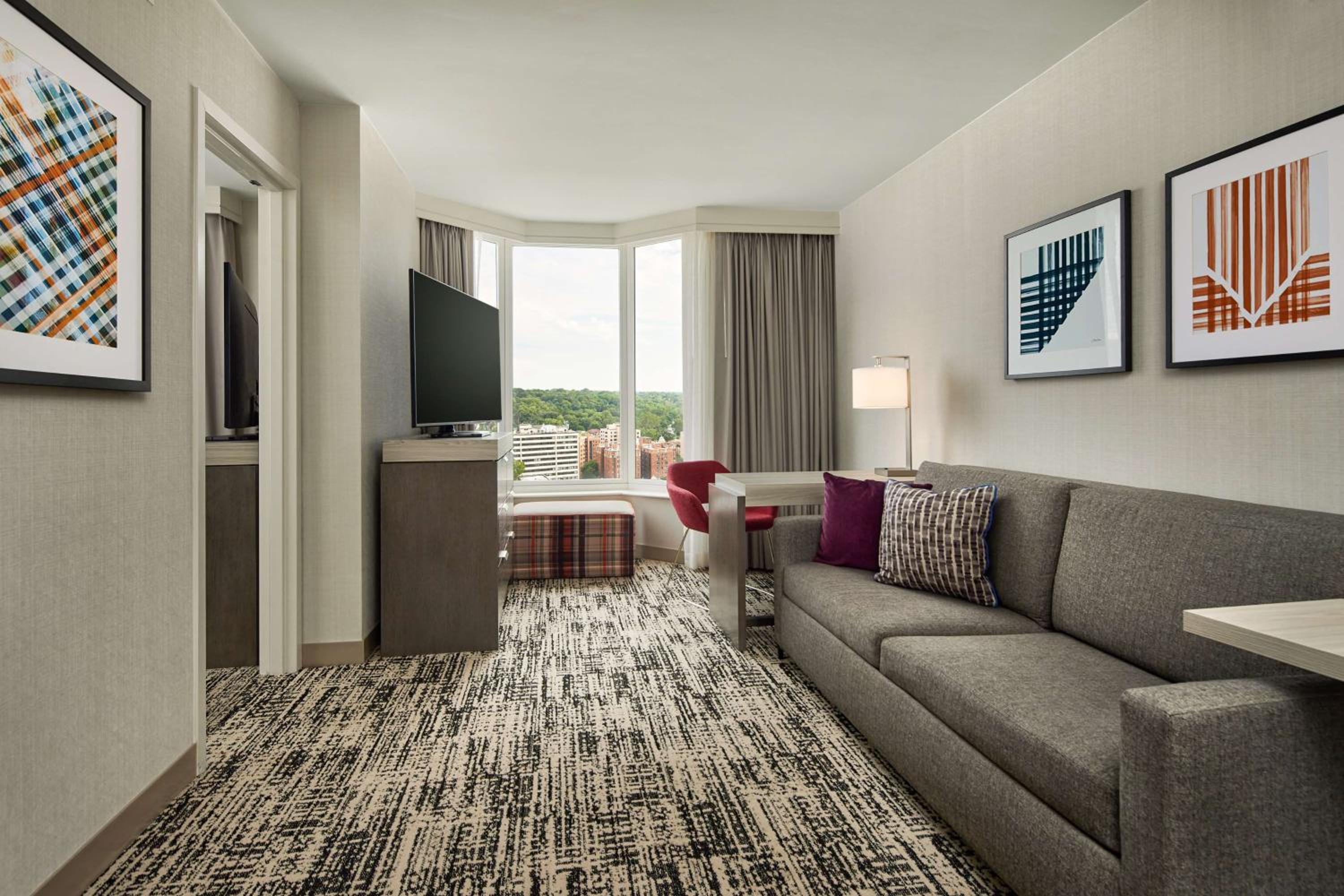 King Suite at Hilton Kansas City Country Club Plaza in Kansas City