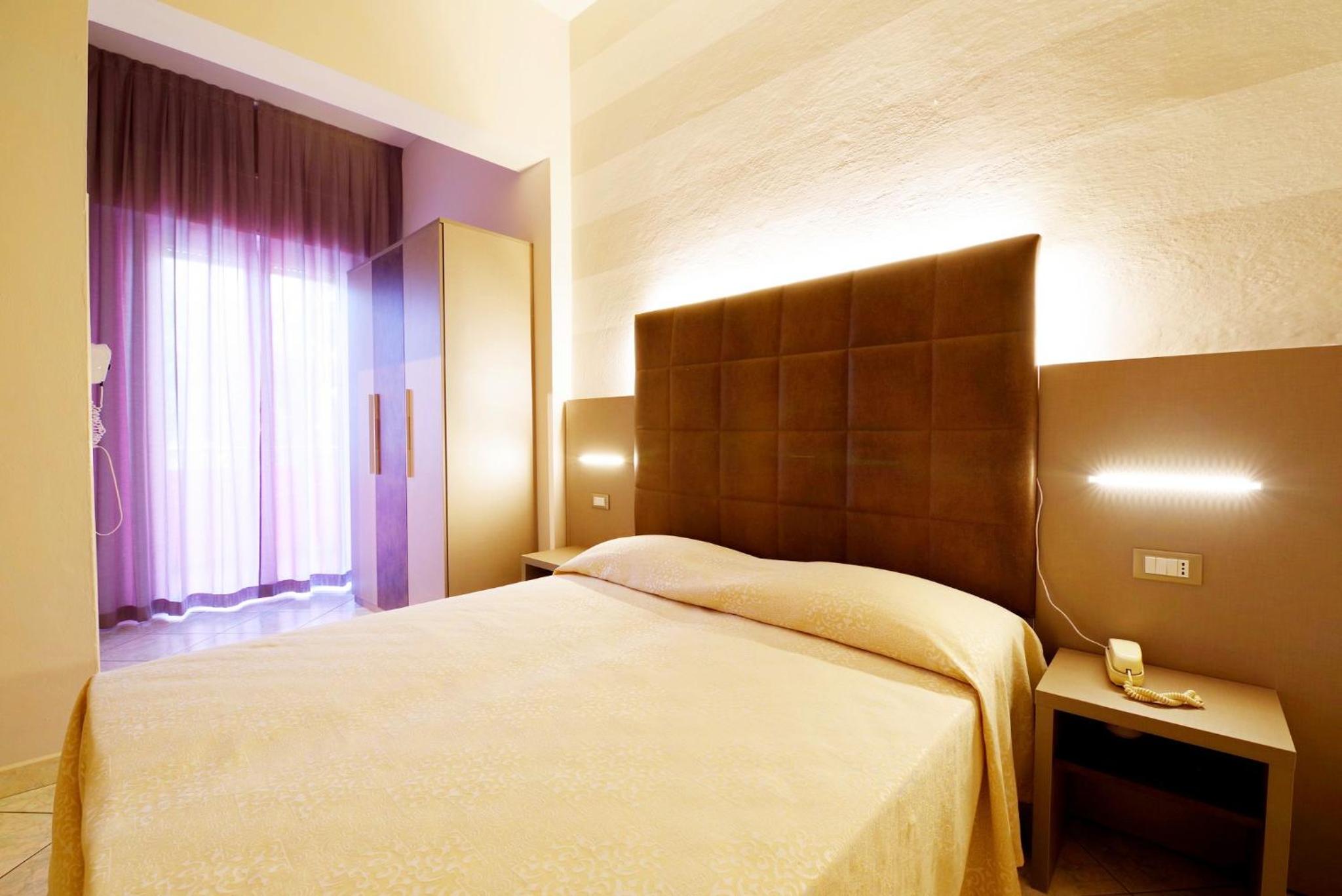 Double Room with Balcony photo 2