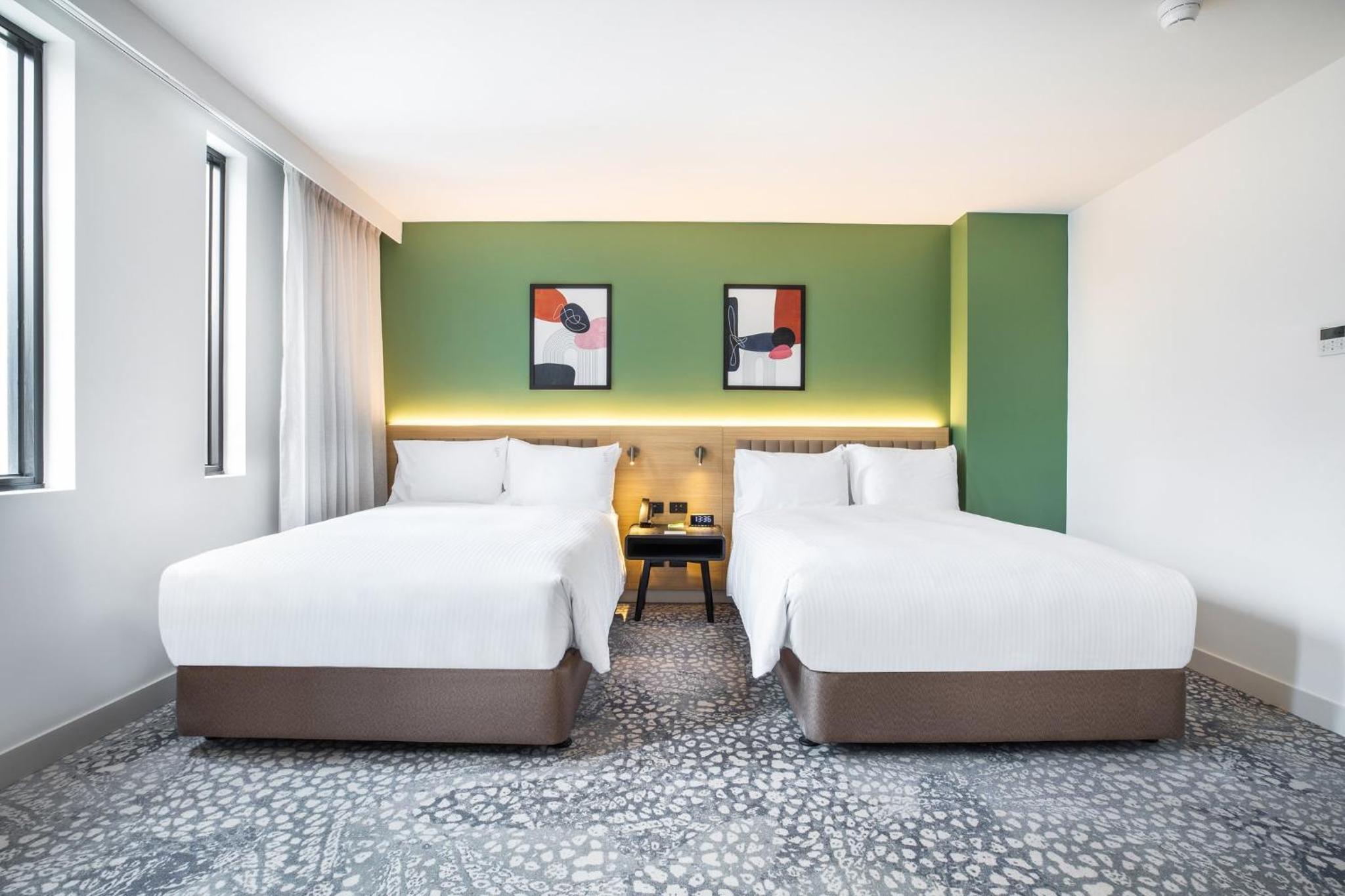 Premium Double Room with Two Double Beds - Photo 6