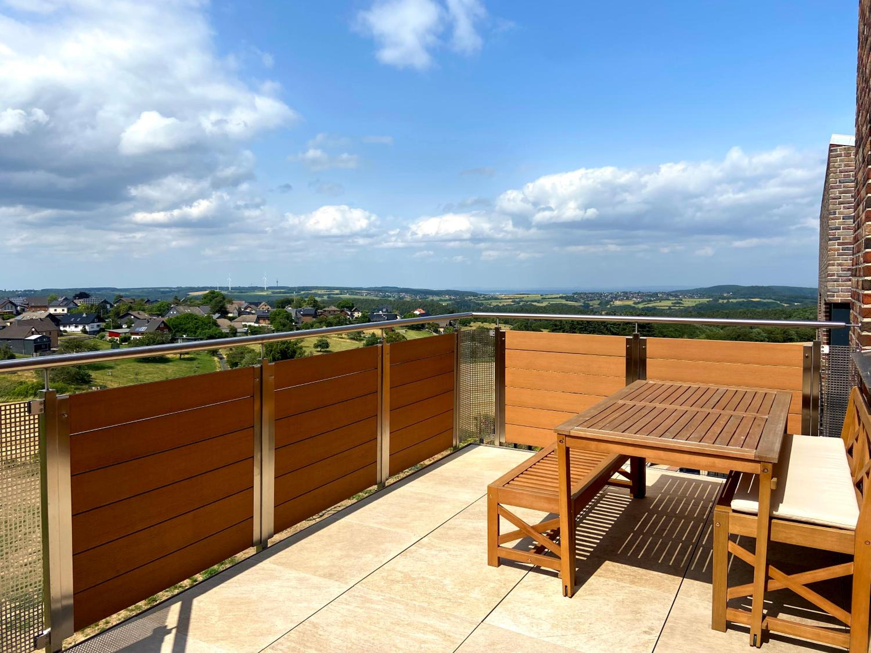 Double Room with Balcony - Photo 4
