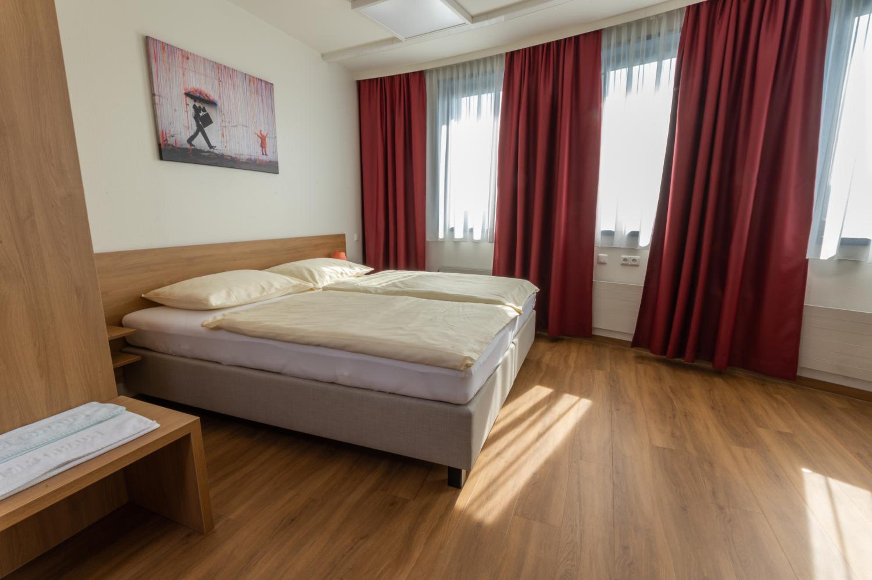 Standard Double Room - Photo 1