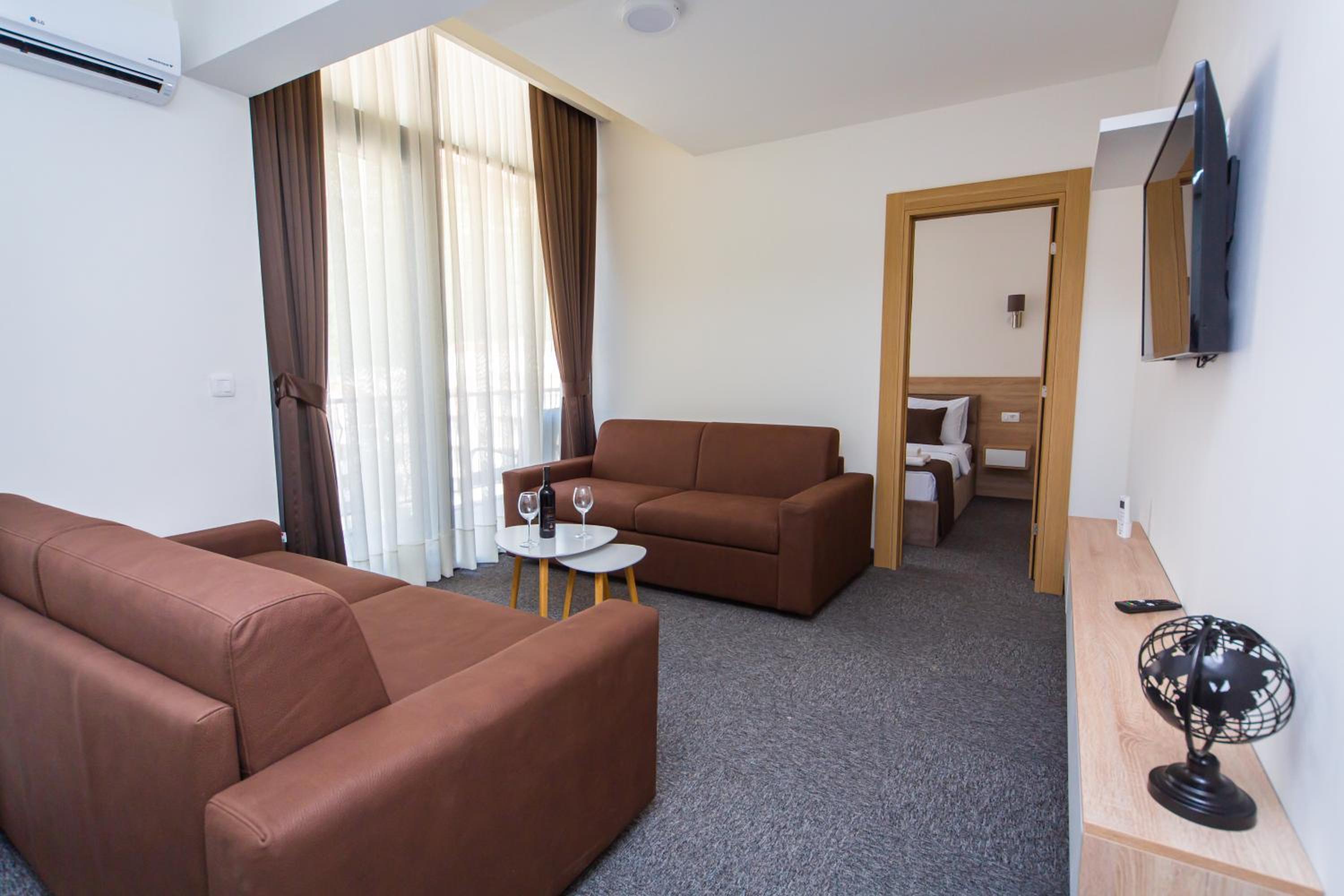 Family Suite - Photo 1