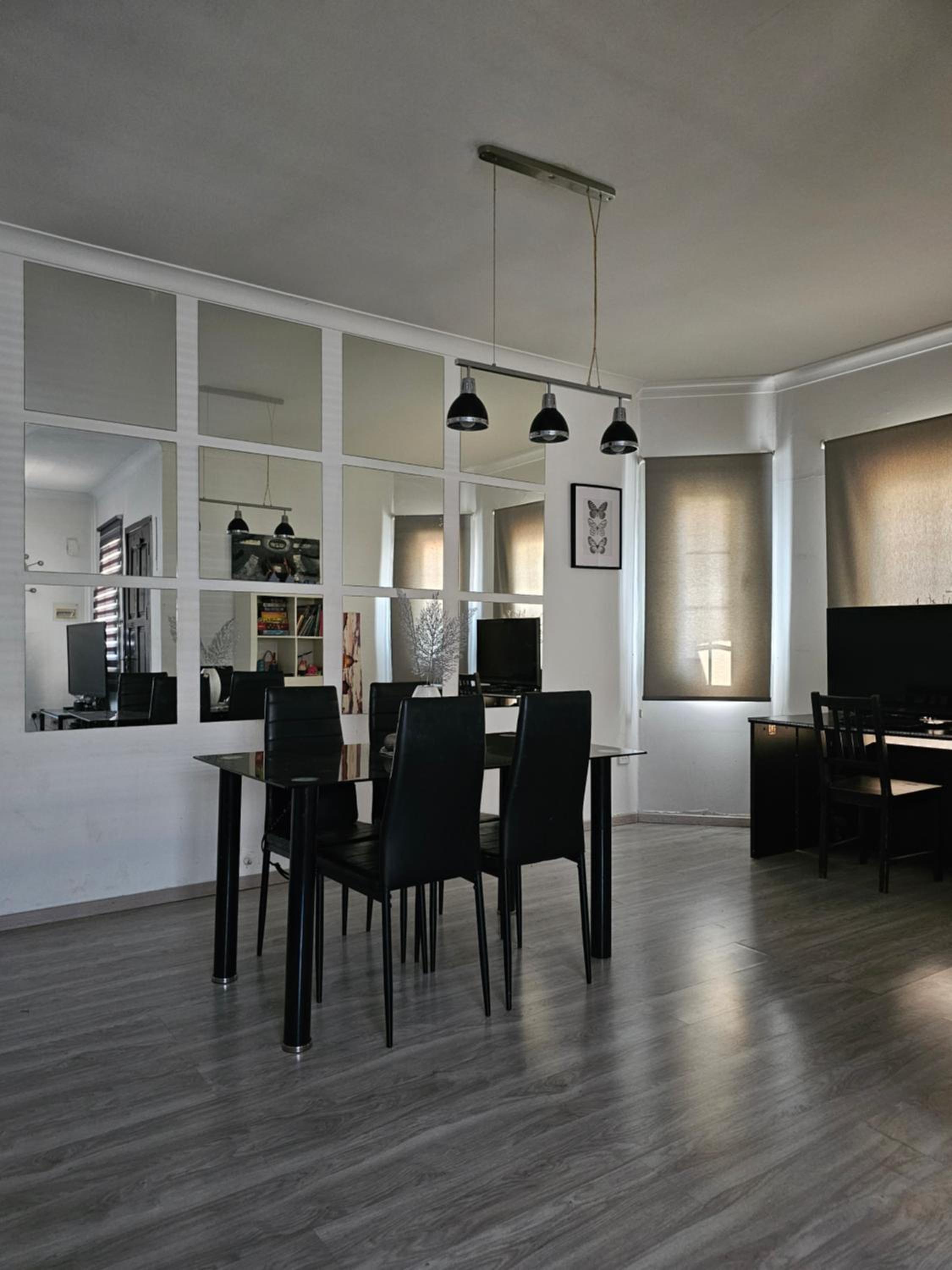 Three-Bedroom House photo 3