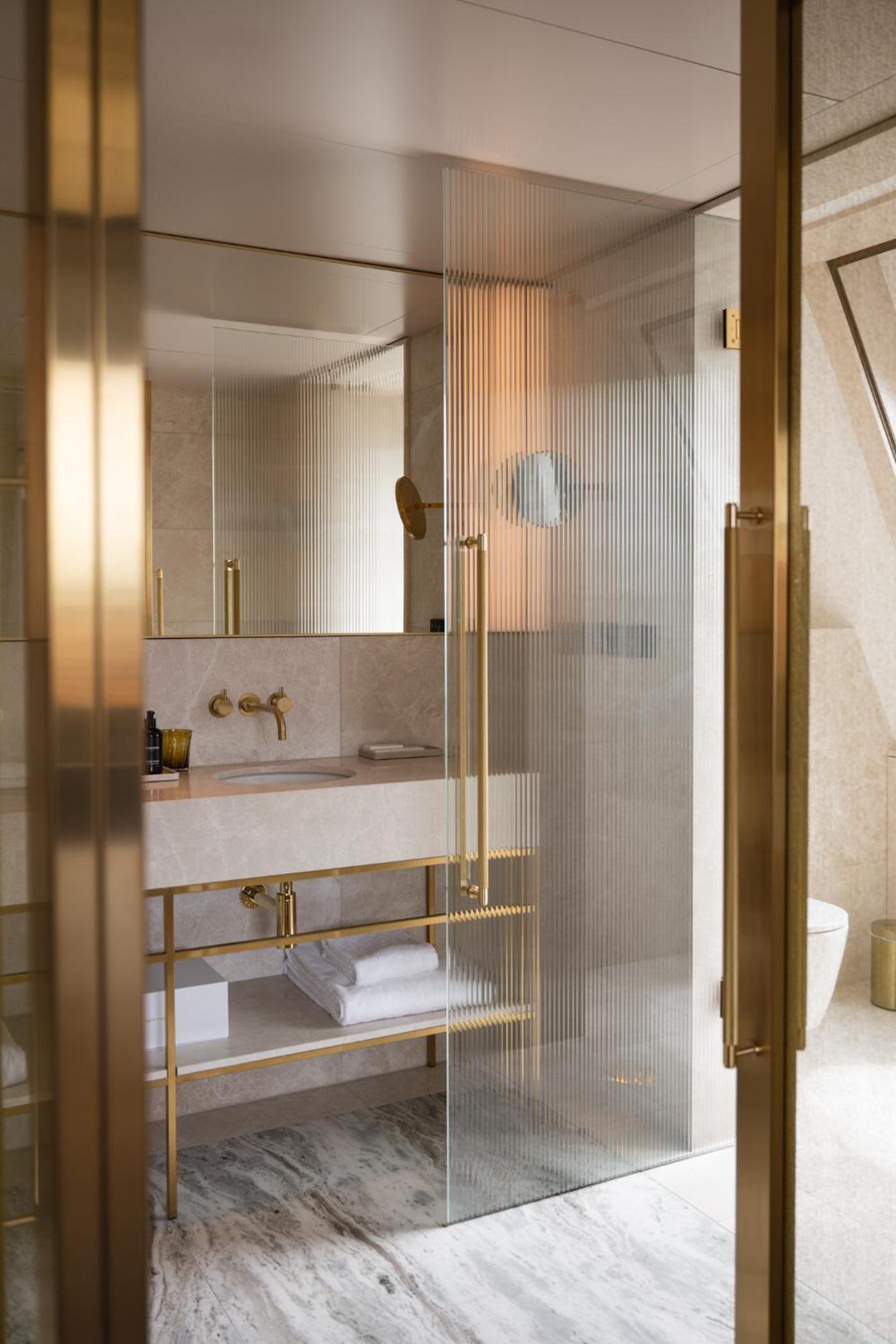 Palais Suite thumbnail 5