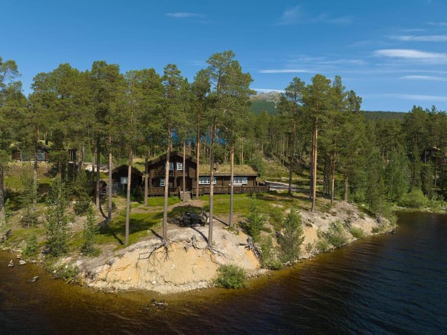 Villa photo 3