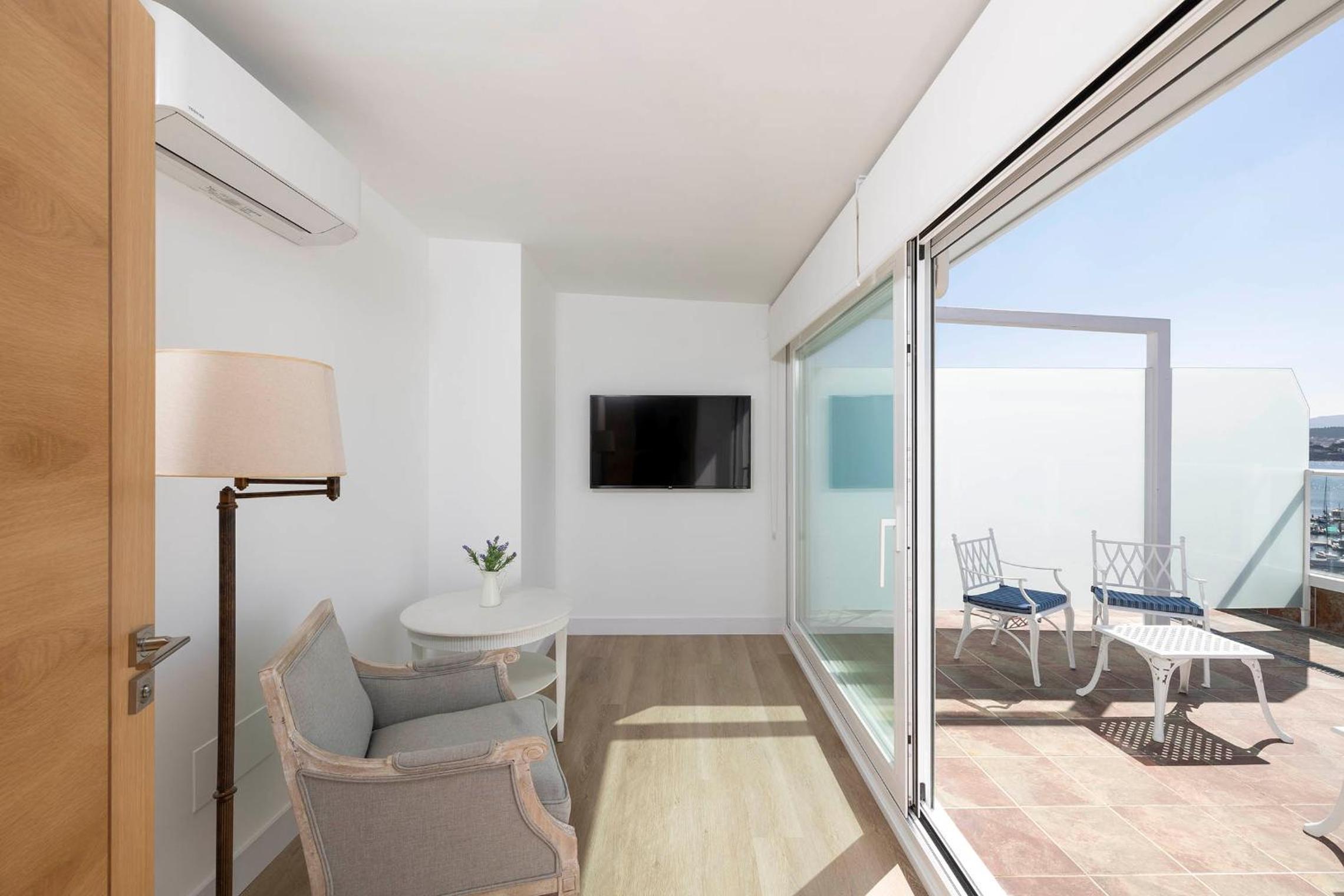 Penthouse Apartment photo 3
