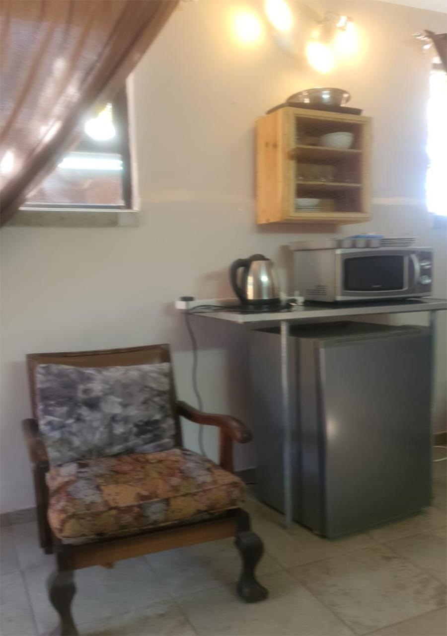 Family Studio - Photo 2
