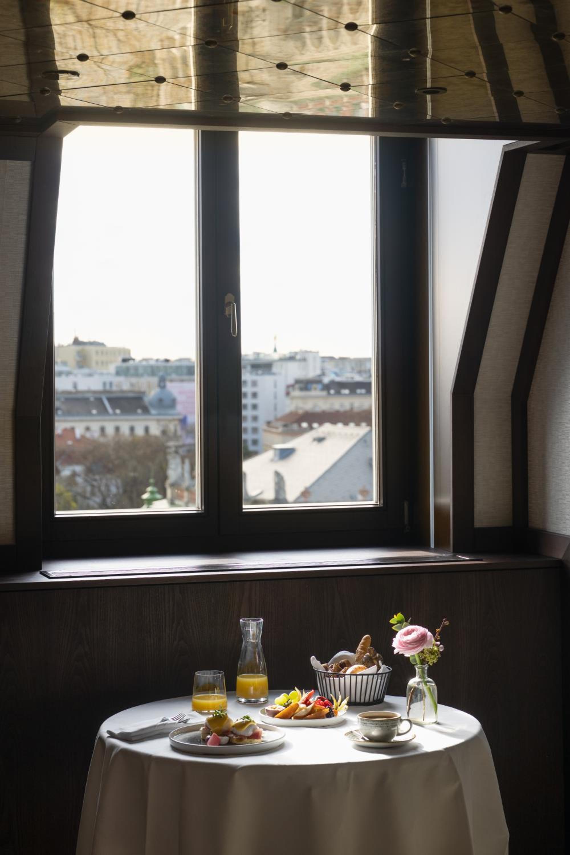 Palais Suite