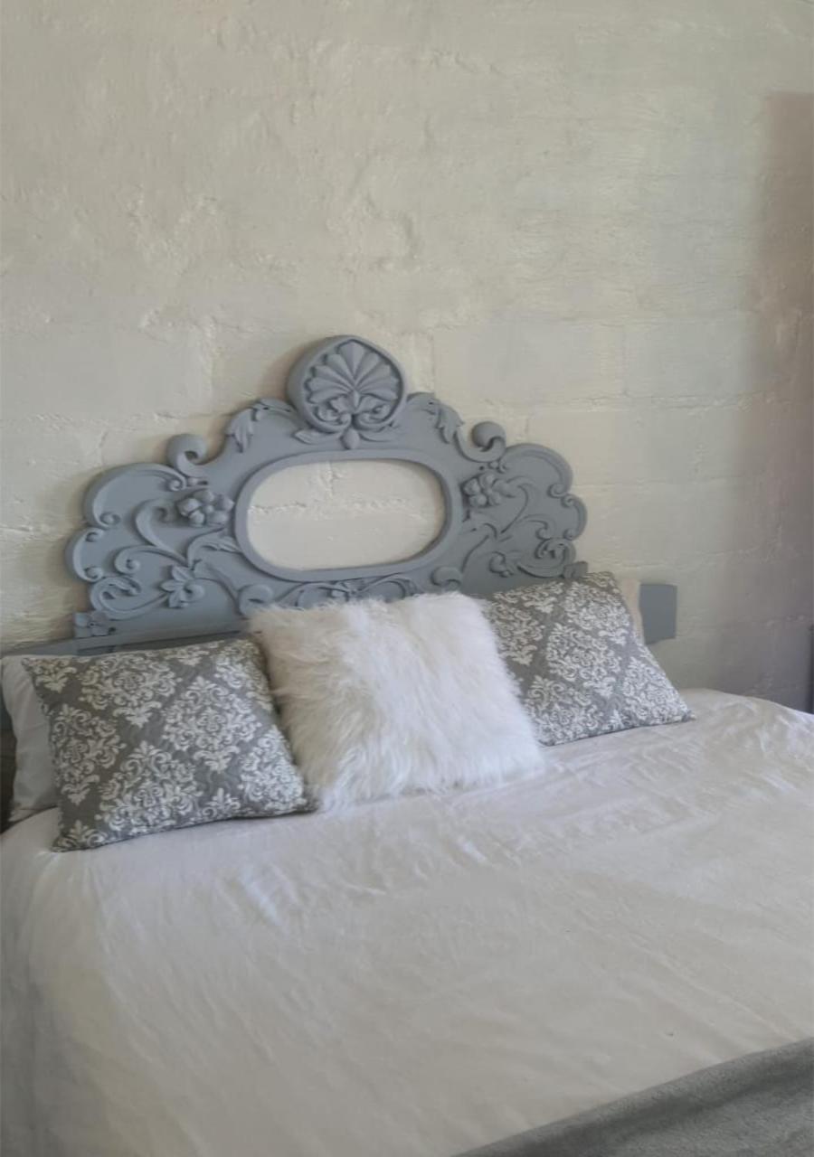 Small Double Room - Photo 6