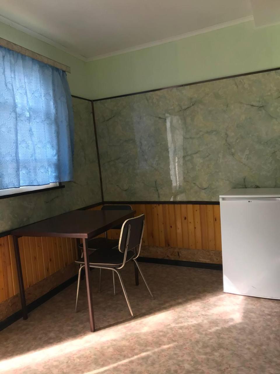 One-Bedroom House photo 1