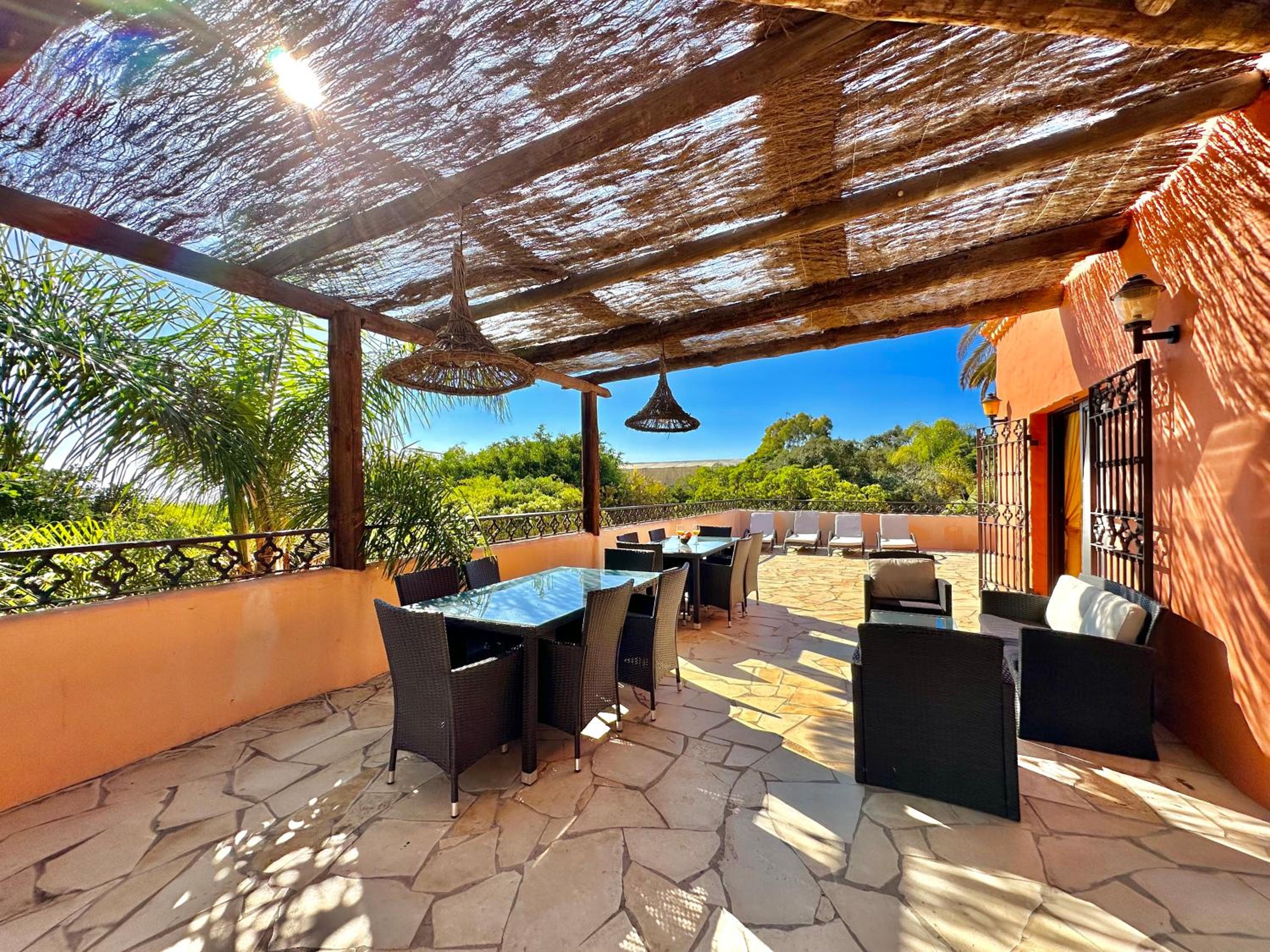 Deluxe Villa photo 2