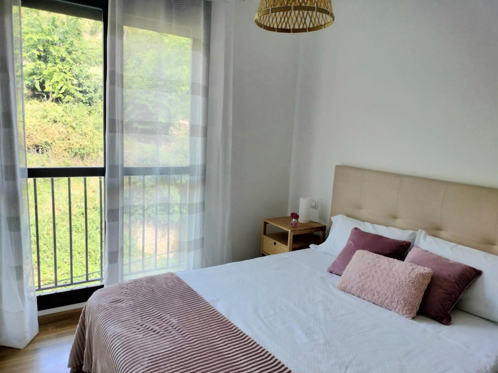 Three-Bedroom Apartment photo 2