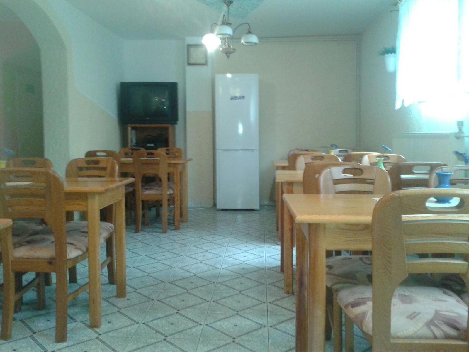 Twin Room with Private Bathroom photo 2