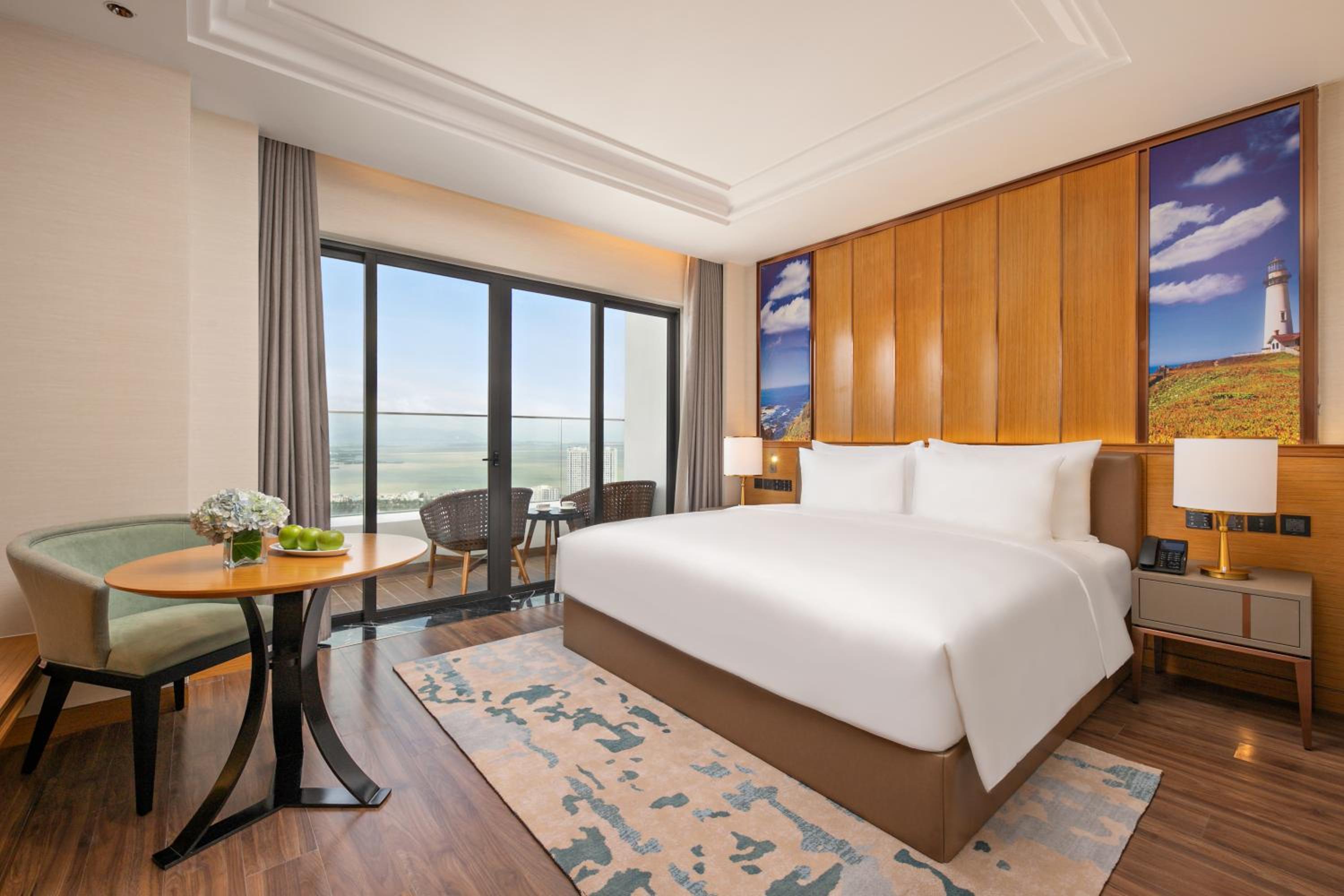 ​Premium Oceanview Double Room - Photo 16