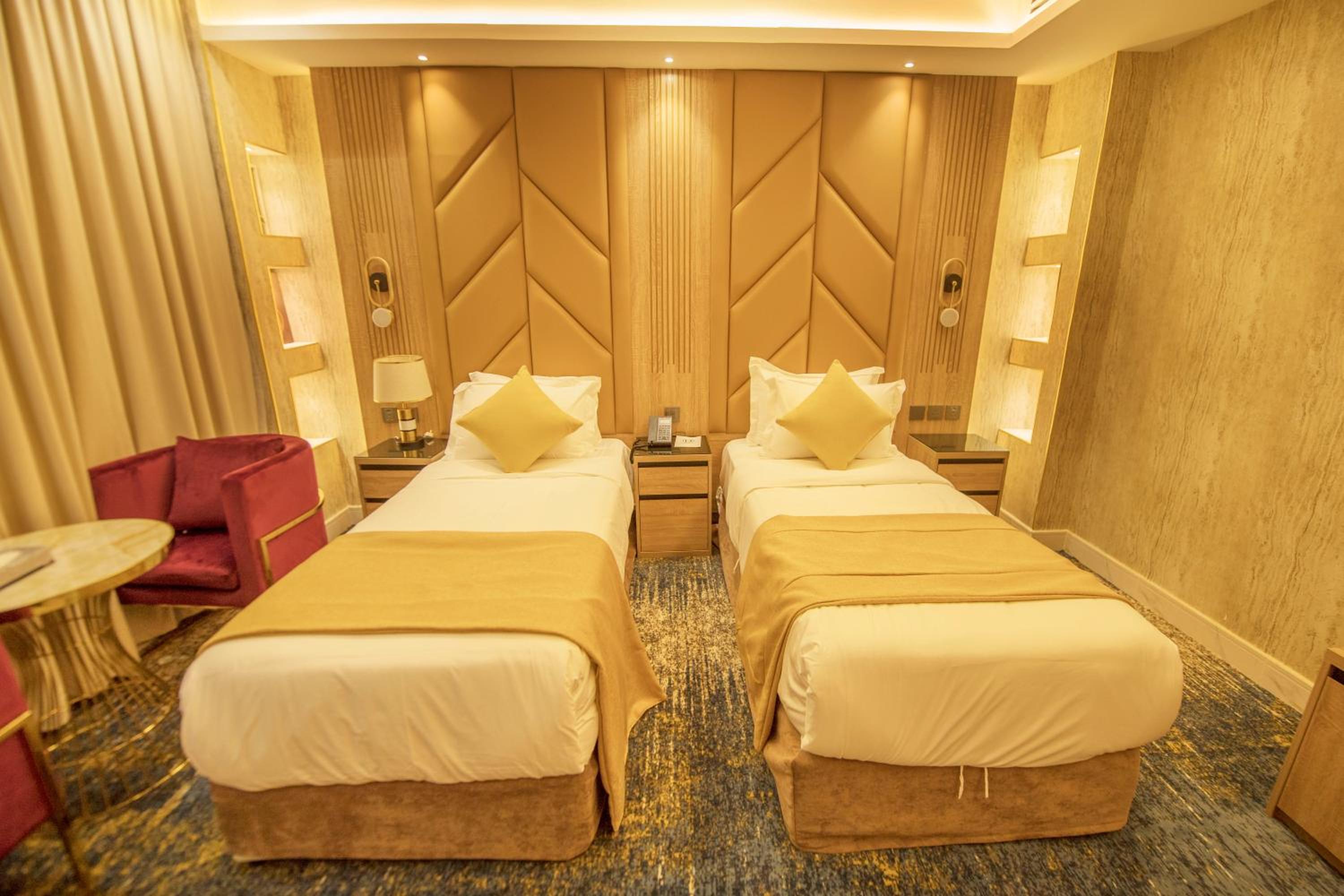 Twin Room with Bathroom