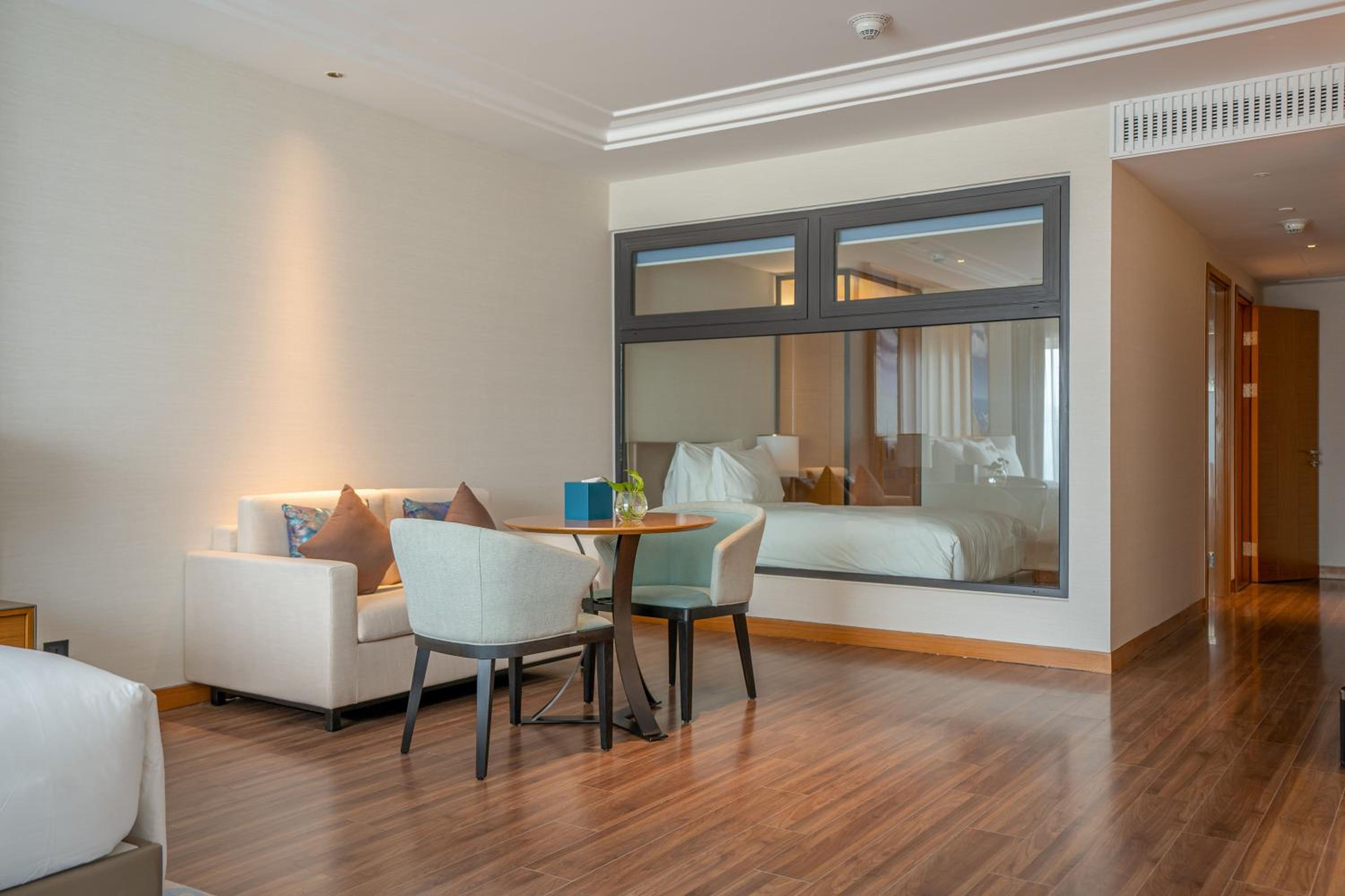 ​Two-bedroom Family Oceanview - Photo 1
