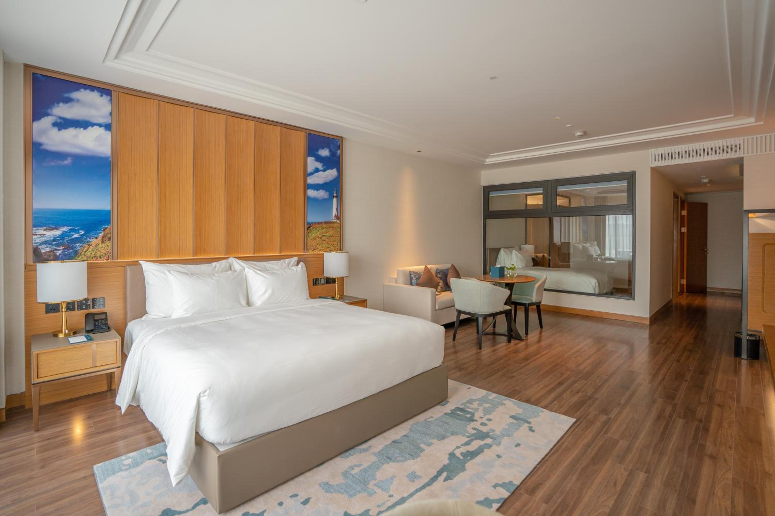 ​Two-bedroom Family Oceanview - Photo 11