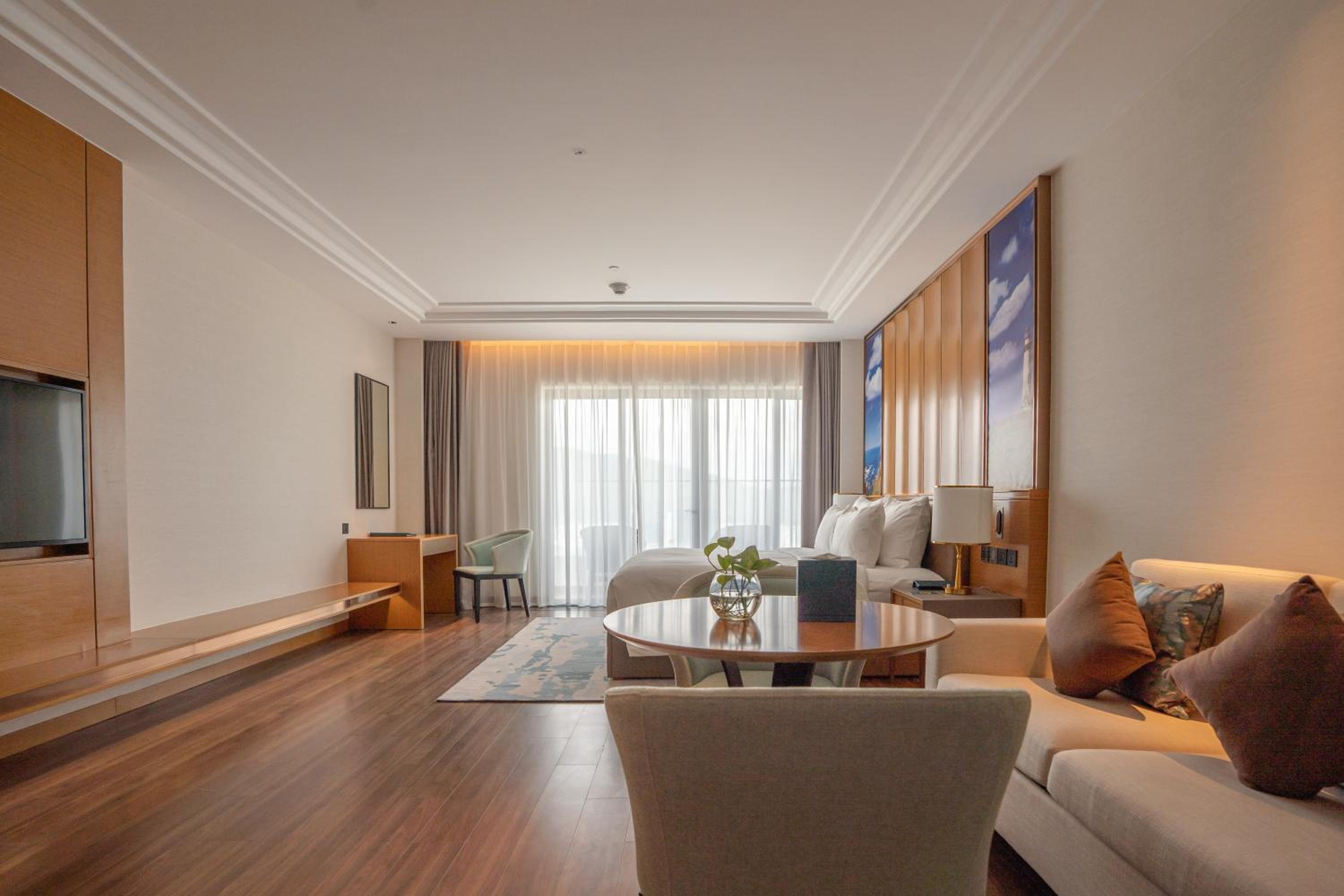 ​Two-bedroom Family Oceanview - Photo 12