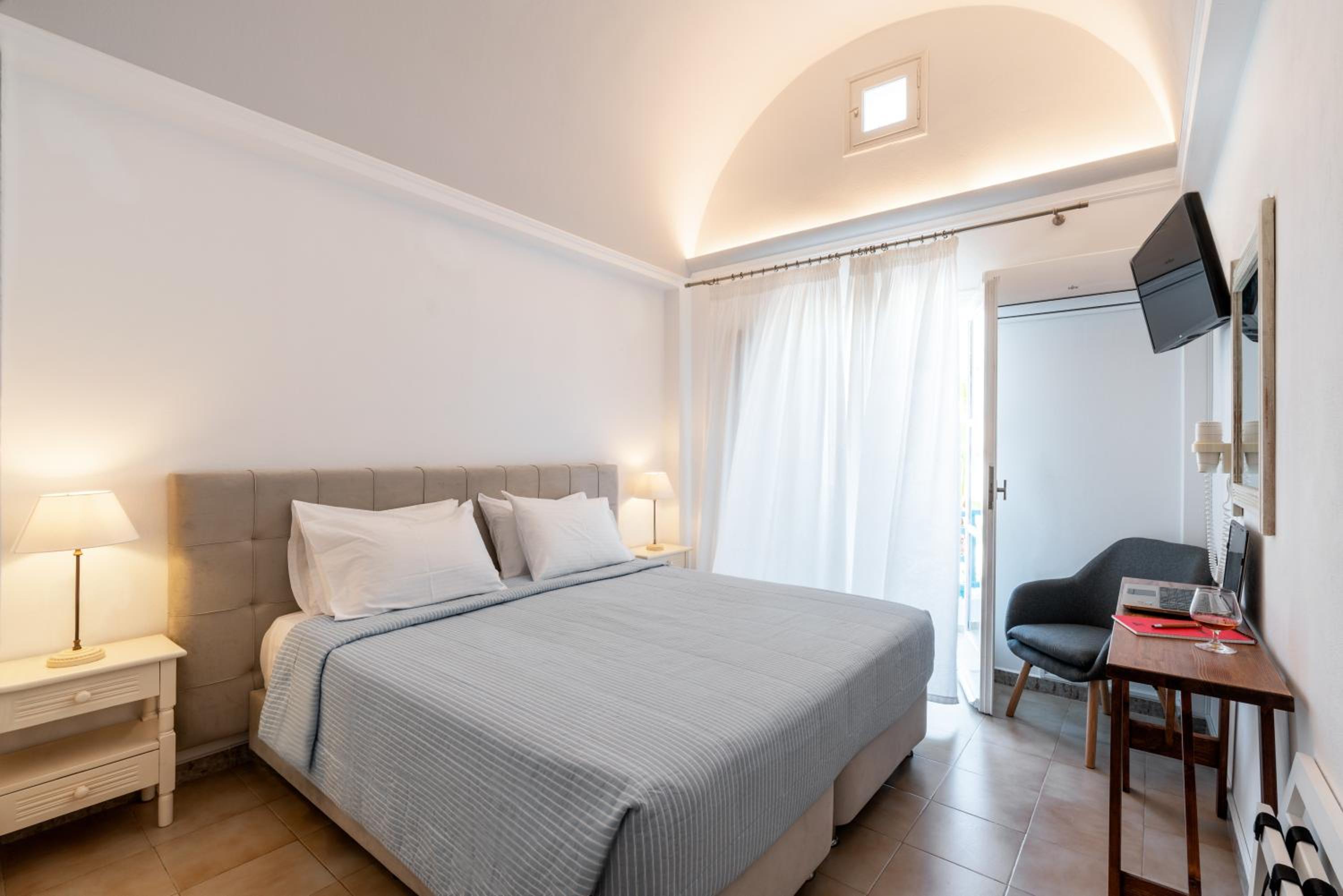 Superior Double Room - Photo 2