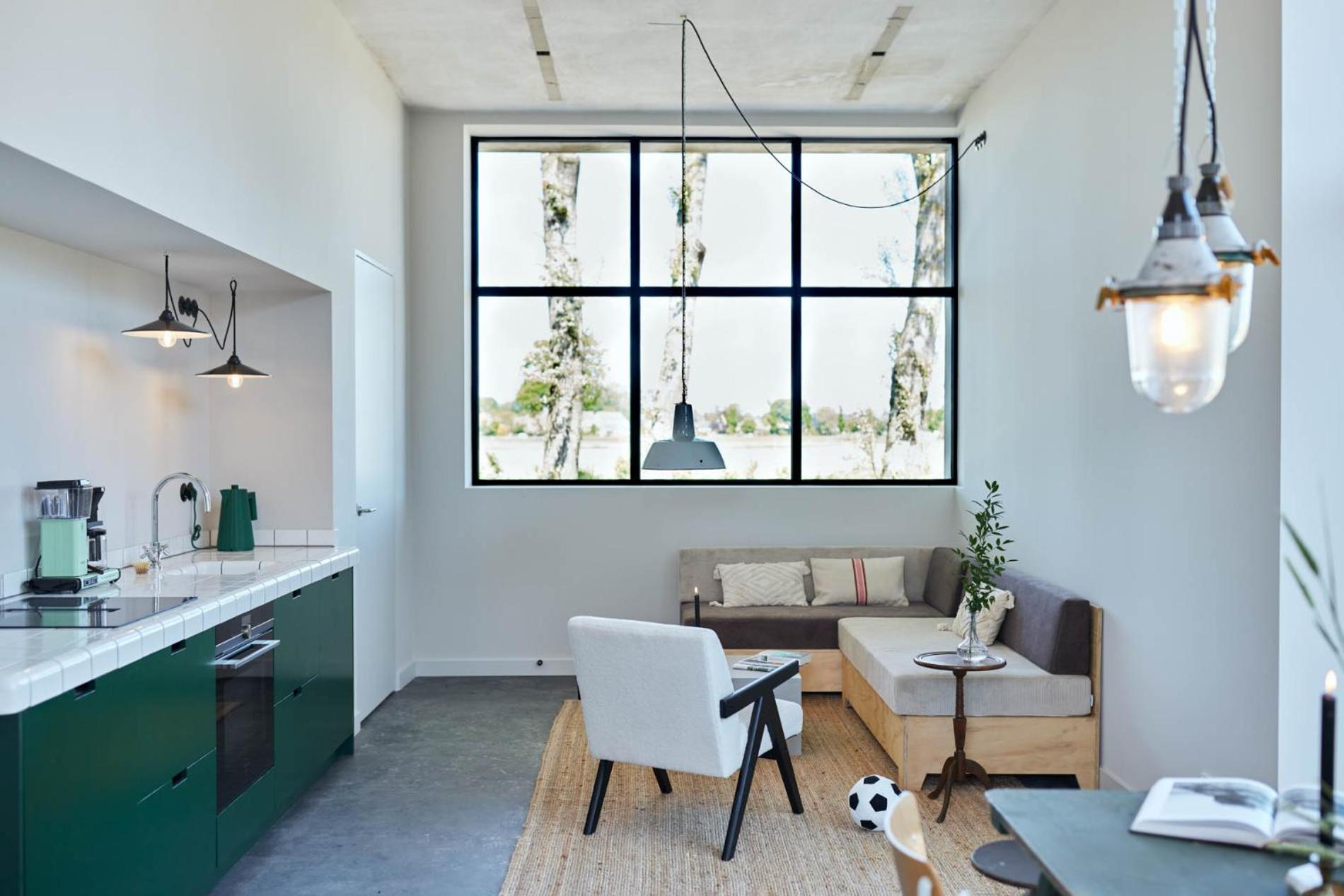 Deluxe Apartment